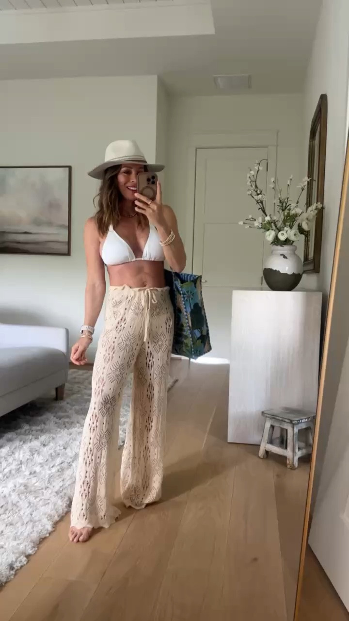 Amazon Fashion Faves 

These little crocheted pants are the perfect beach cover up. Just a little too long for me! ⛱️🏖️☀️🌊

#LTKSeasonal #LTKSwim #LTKTravel