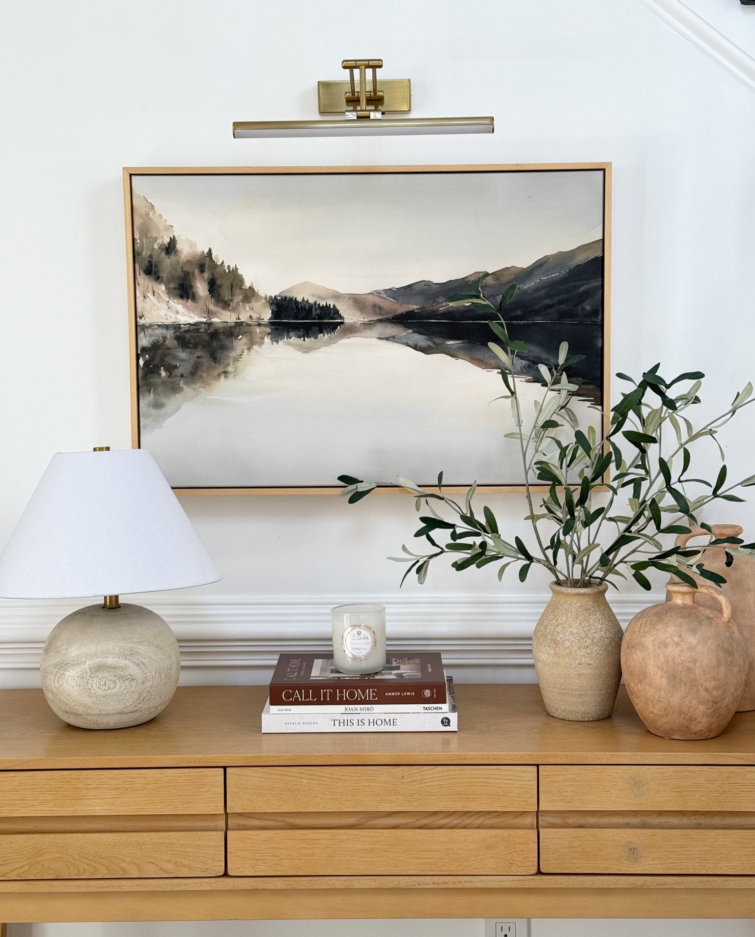 Wireless art light, Amazon, home decor, no electricity needed!
Gold art light, art sconce. 

#LTKfindsunder50 #LTKsalealert #LTKhome