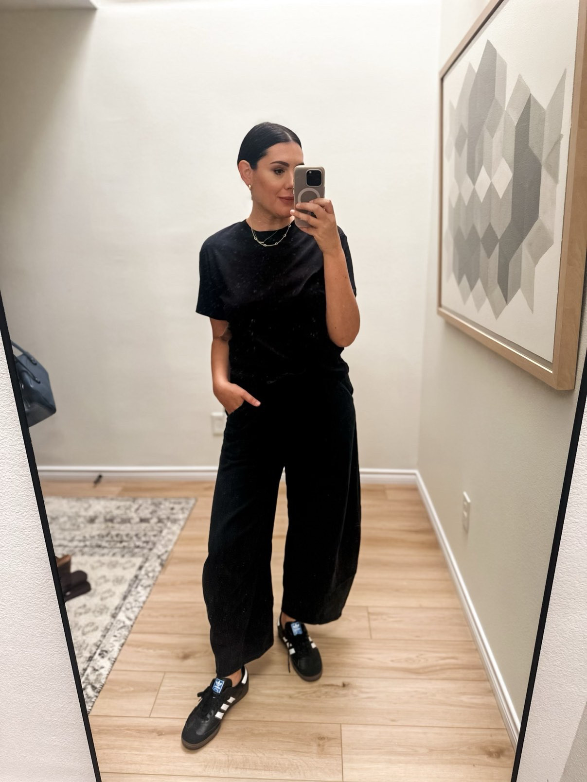 I'm in the medium of the tee, true to size fit. It's my FAVORITE basics tee! 

Okay so these pants are hard to see but this is the same drawstring barrel pants as I have in the blue and white striped from this spring. I saw these in the black and KNEW I needed them for fall. Tossing on an easy to wear black pant is key for me to get out of leggings and into a real outfit. THey fit loose and the waist is adjustable. They definitely lean more casual in style, but the weight is more like a denim. I’m in the medium – loose but true fit! Highly recommend!  

 #LTKMidsize #LTKFindsUnder50 #LTKFindsUnder100