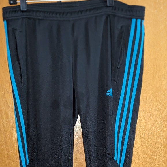 Women's track pants | Poshmark