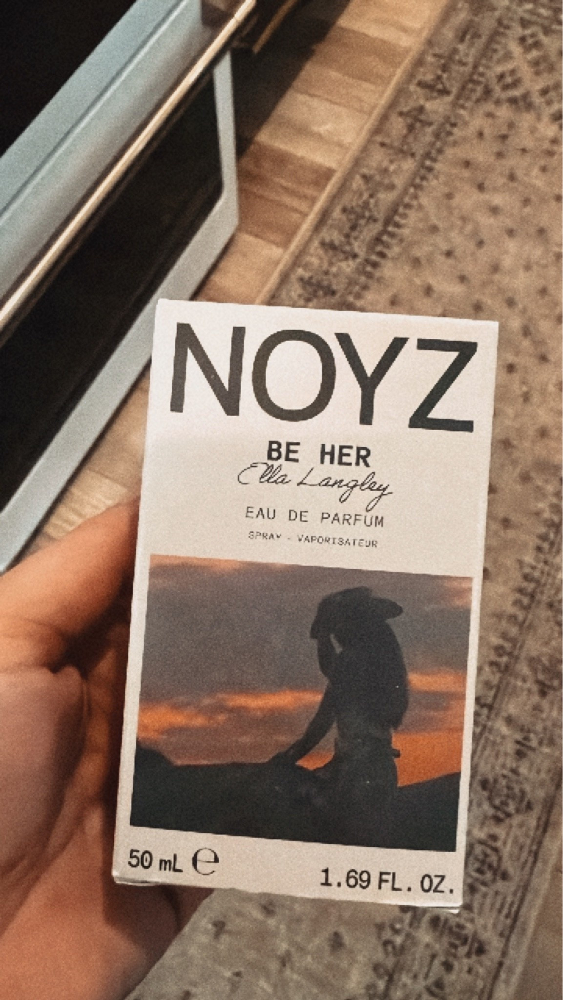 This perfume is 100/10 😍🤎

#LTKselfcare #LTKmorningroutine