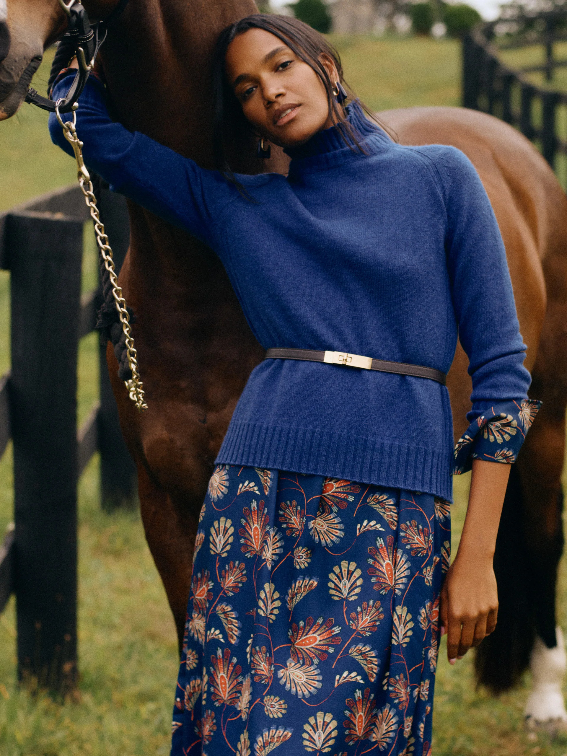 Isla Cashmere Turtleneck | J.McLaughlin