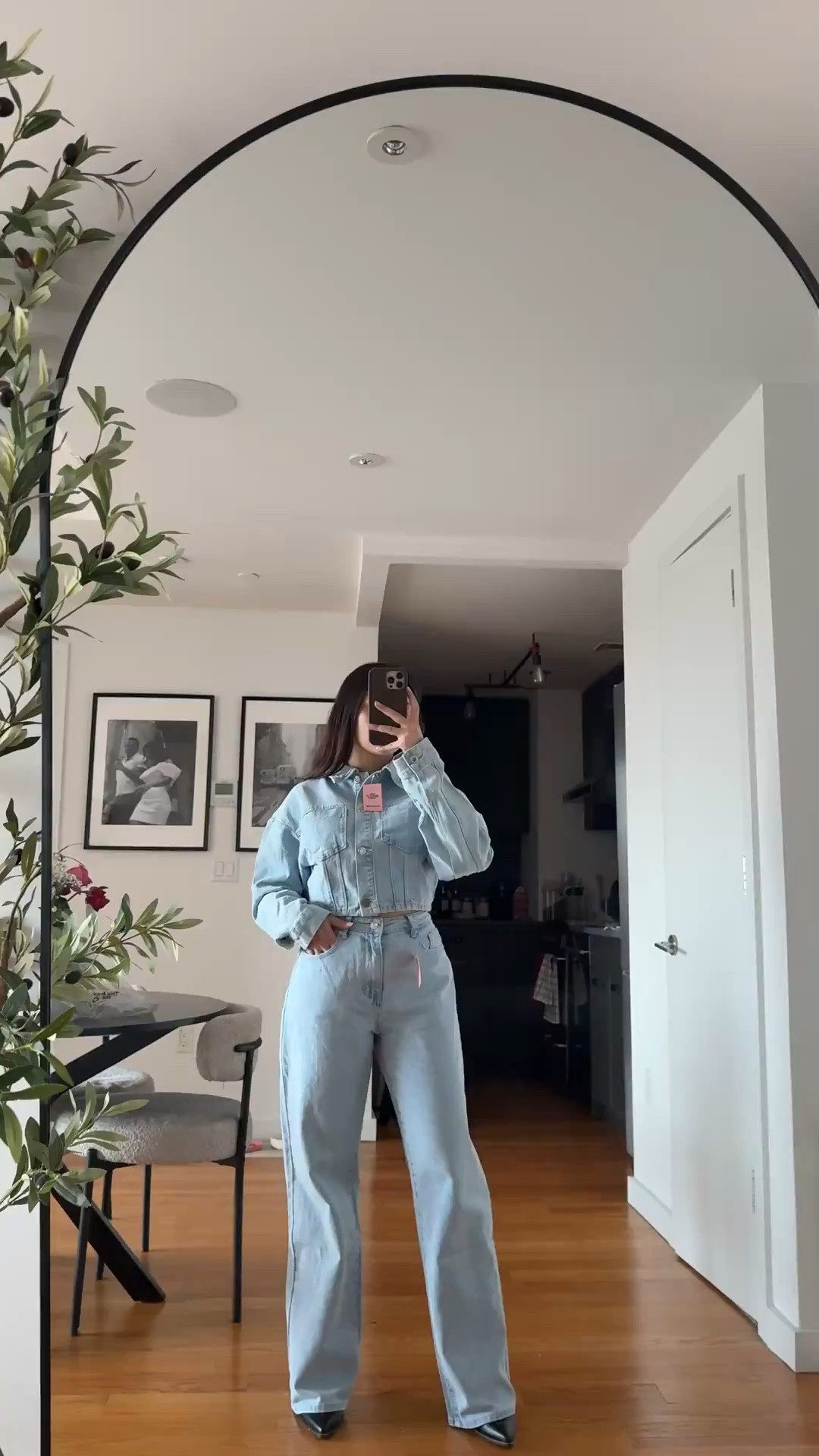Denim set 🤍. #LTKDenim #FashionFinds #OOTD #PLT

#LTKdayinmylife #LTKgrwm #LTKOver40