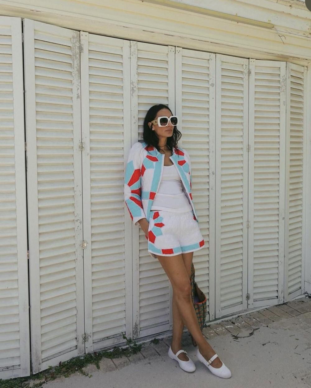 A cute outfit that can change your mood and tone for the day 💙