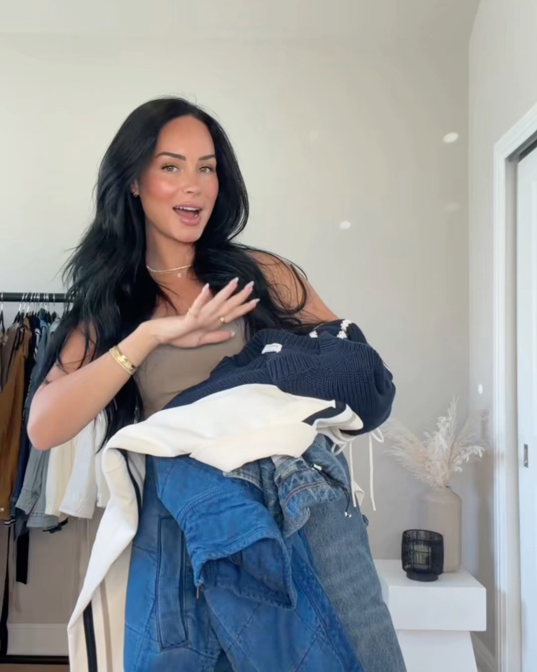 Aritzia Spring Light Layers 🌸☀️🤍 I will have these on my LTK!


 @Aritzia  #aritziapartner
My Sizing 5'7, 145lbs, 32dd

