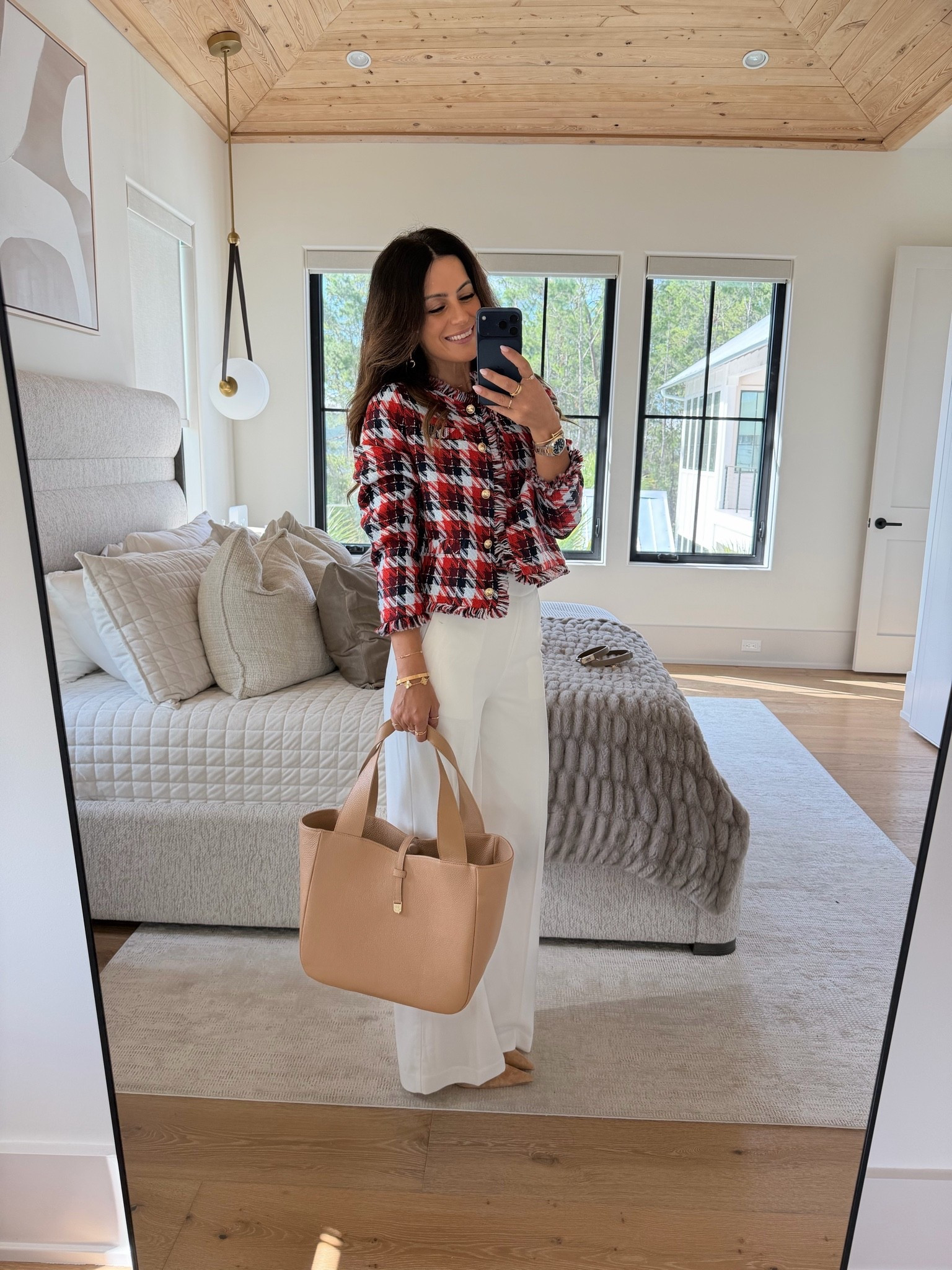👜Great work bag . 20% off w/code: GIGI20

#LTKgrwm #LTKootd #LTKOver40