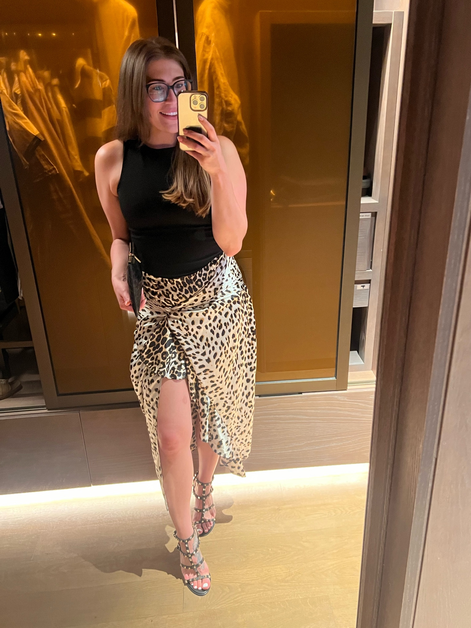 Saturday Night 🖤

Bodysuit - ELR Style
Skirt - River Island
Shoes - Valentino 
Clutch - Whistles 

#LTKpartywear #LTKeurope #LTKcurves