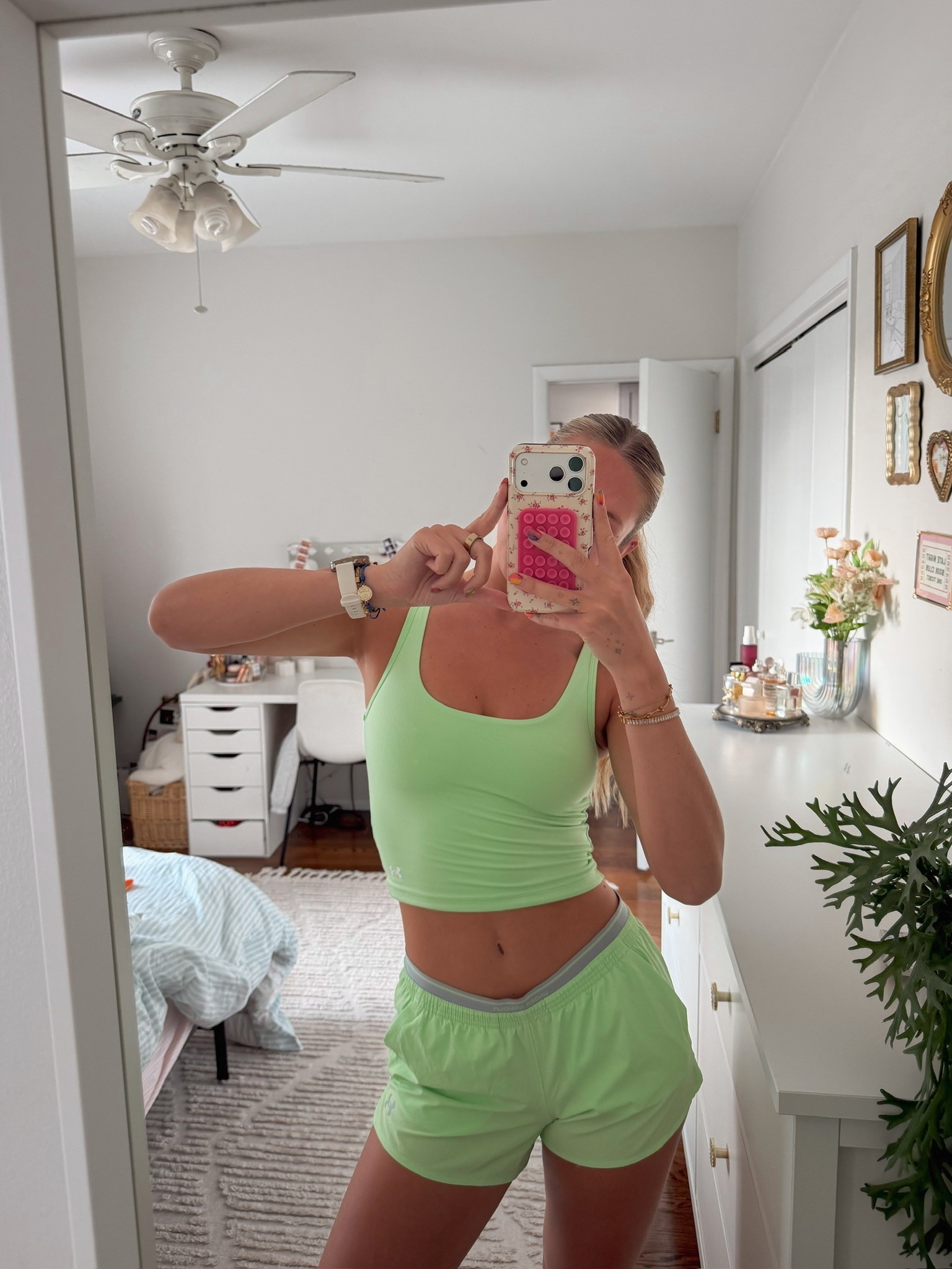 Love the color of this set from Under Armour!

#LTKootd #LTKfitnessgoals