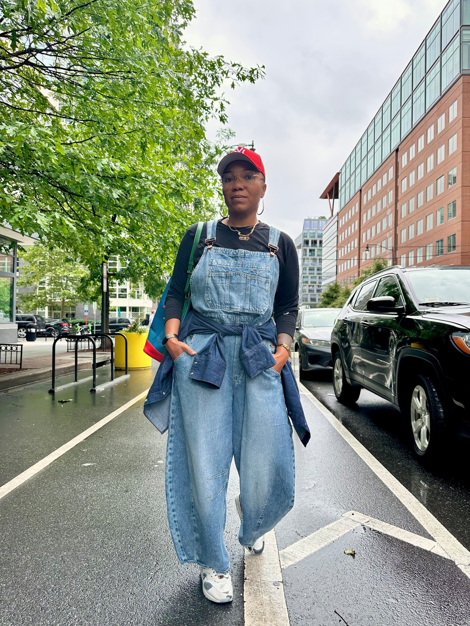Horseshoe overalls - thats it. thats the post! I'm wearing an XL for a pretty oversized fit

#LTKOver40 #LTKFindsUnder100