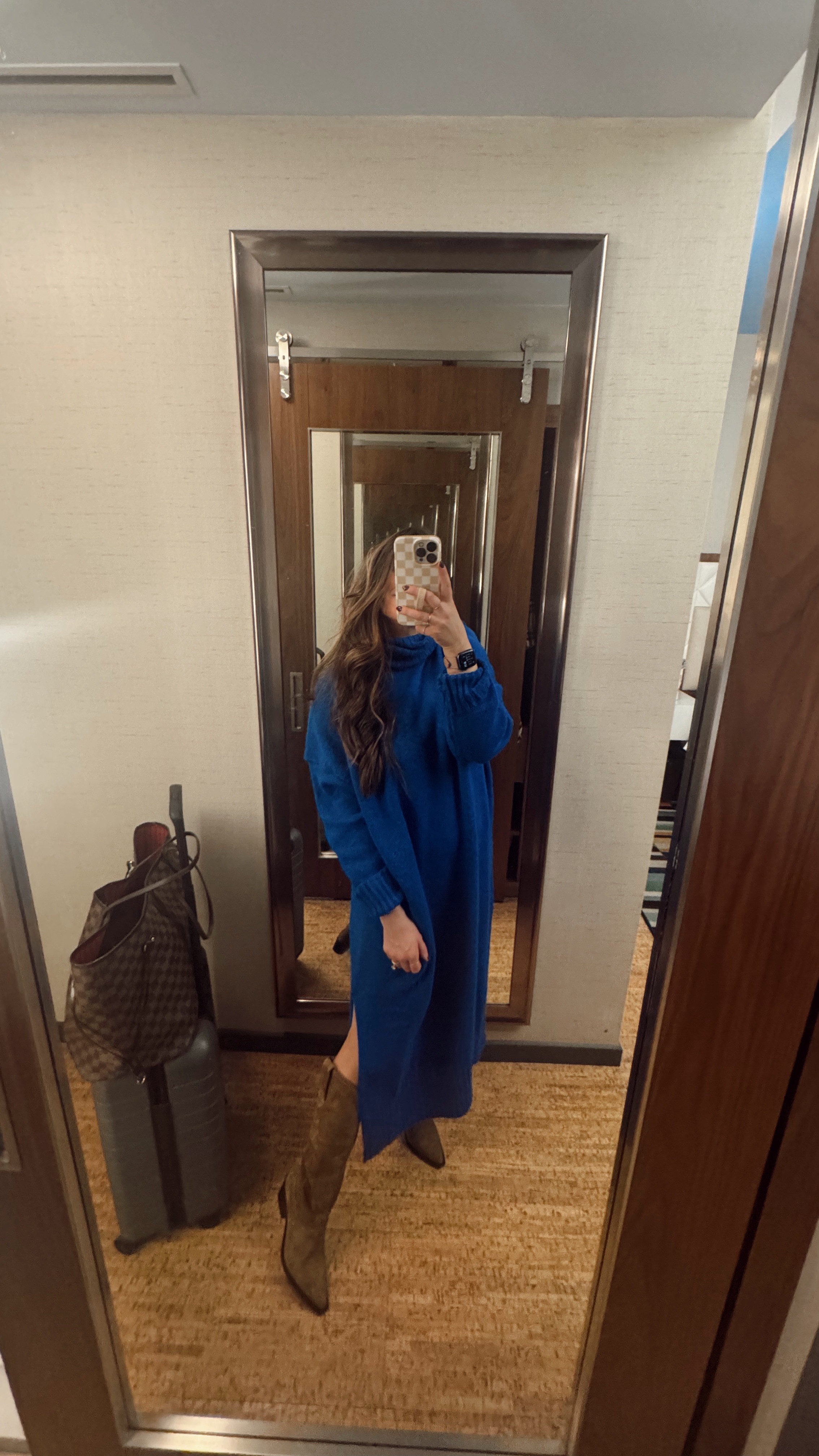 Tackling the winter blues one sweater dress at a time  😮‍💨.

You all know sweater dresses have been my entire personality this winter. Tagged this one + some of my other favvs! 



#LTKSeasonal #LTKStyleTip #LTKMostLoved