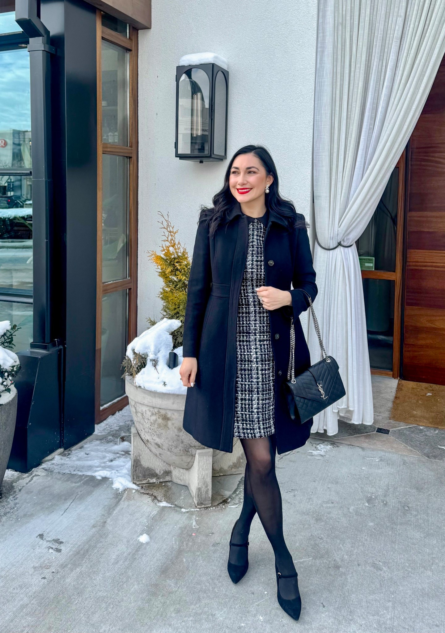 Classic holiday outfit 🖤

Black and white tweed sheath dress size 4 (50% off)
Sheertex tights size medium 
Black Mary Jane heels 

Birthday outfit 
Christmas outfit 
Holiday style 
Work outfit 
Business professional 



#LTKWorkwear #LTKSaleAlert #LTKSeasonal