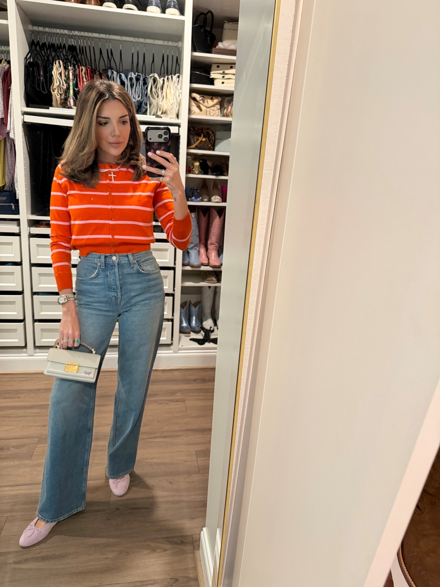 Casual church ootd! quickly becoming my new fav jeans

#LTKootd #LTKdayinmylife