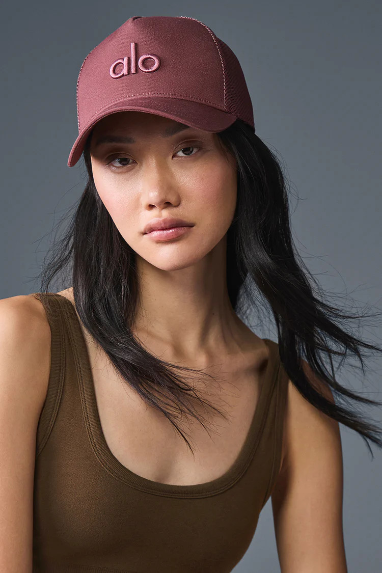 District Trucker Hat | Alo Yoga (US)