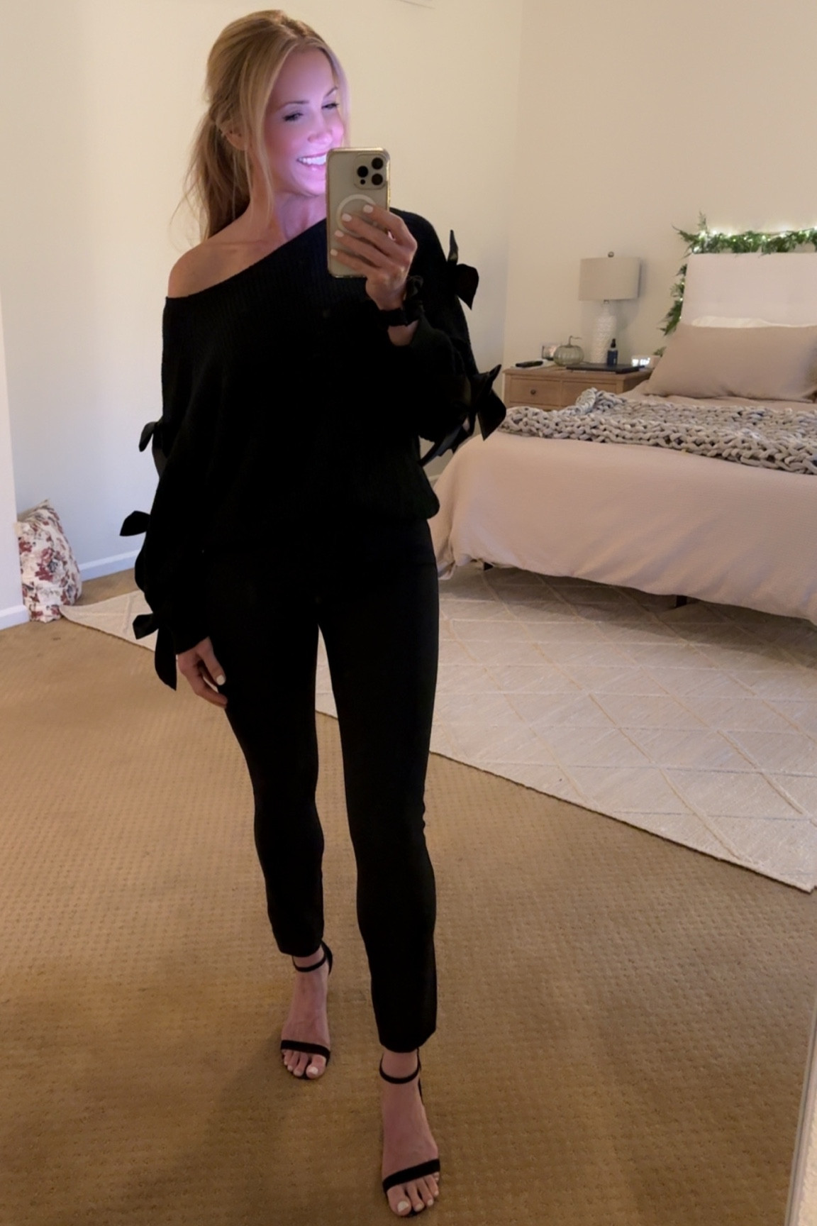 Dinner with the family last weekend … always so hard to say goodbye to my college sophomore. Thankfully Christmas break is right around the corner!!!

#LTKParties #LTKHoliday