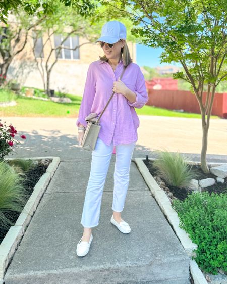 Bring out the gauze tops! I think you’re going to see me wearing this material a lot over the next few months. Sizing is limited in this exact blouse, so I linked a few with similar price points and better color/size options. 

#springoutfit #casualday #whitejeans #loafers #fashionover40 #fashionover50 #crossbody #linentote 

#LTKfindsunder50 #LTKshoecrush #LTKover40