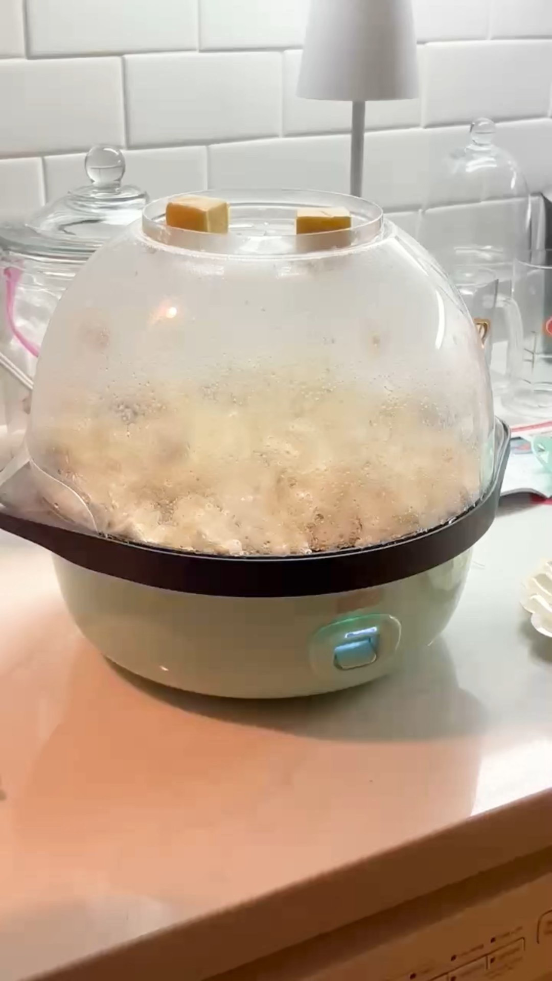 Love this popcorn machine! The color too!🩵🍿

#LTKHome #LTKU #LTKFindsUnder100