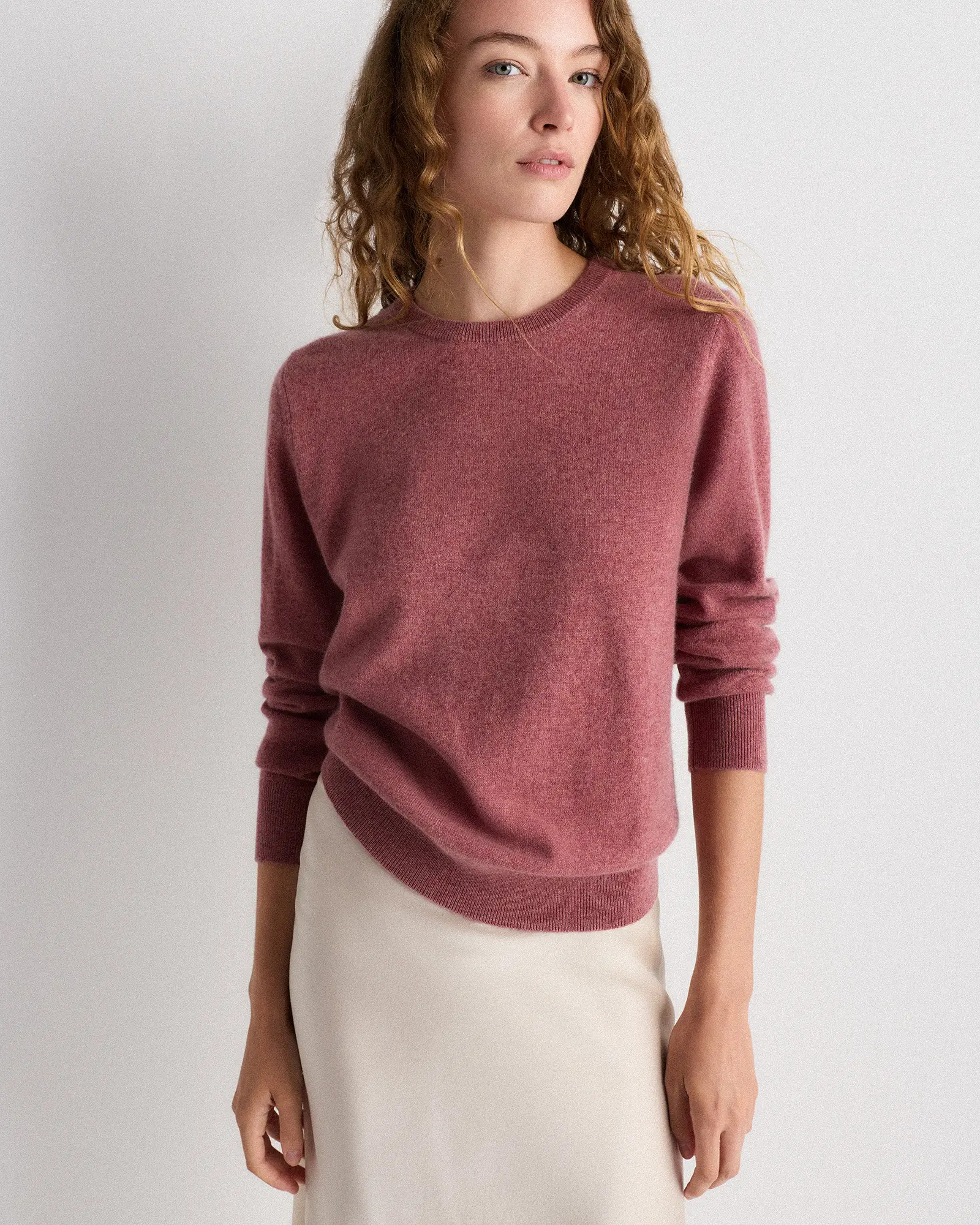 Mongolian Cashmere Crewneck Sweater in Heather Shaded Rose Pink | Quince