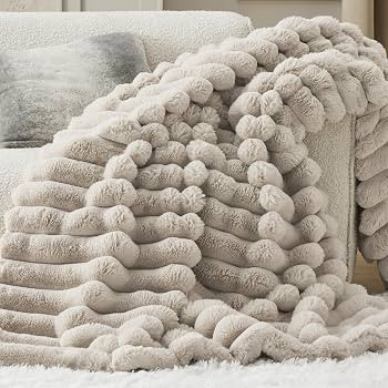 Bedsure Faux Fur Blanket - Soft & Fluffy, Fuzzy, Cozy, Plush Throw Blanket for Couch, Sofa and Be... | Amazon (US)
