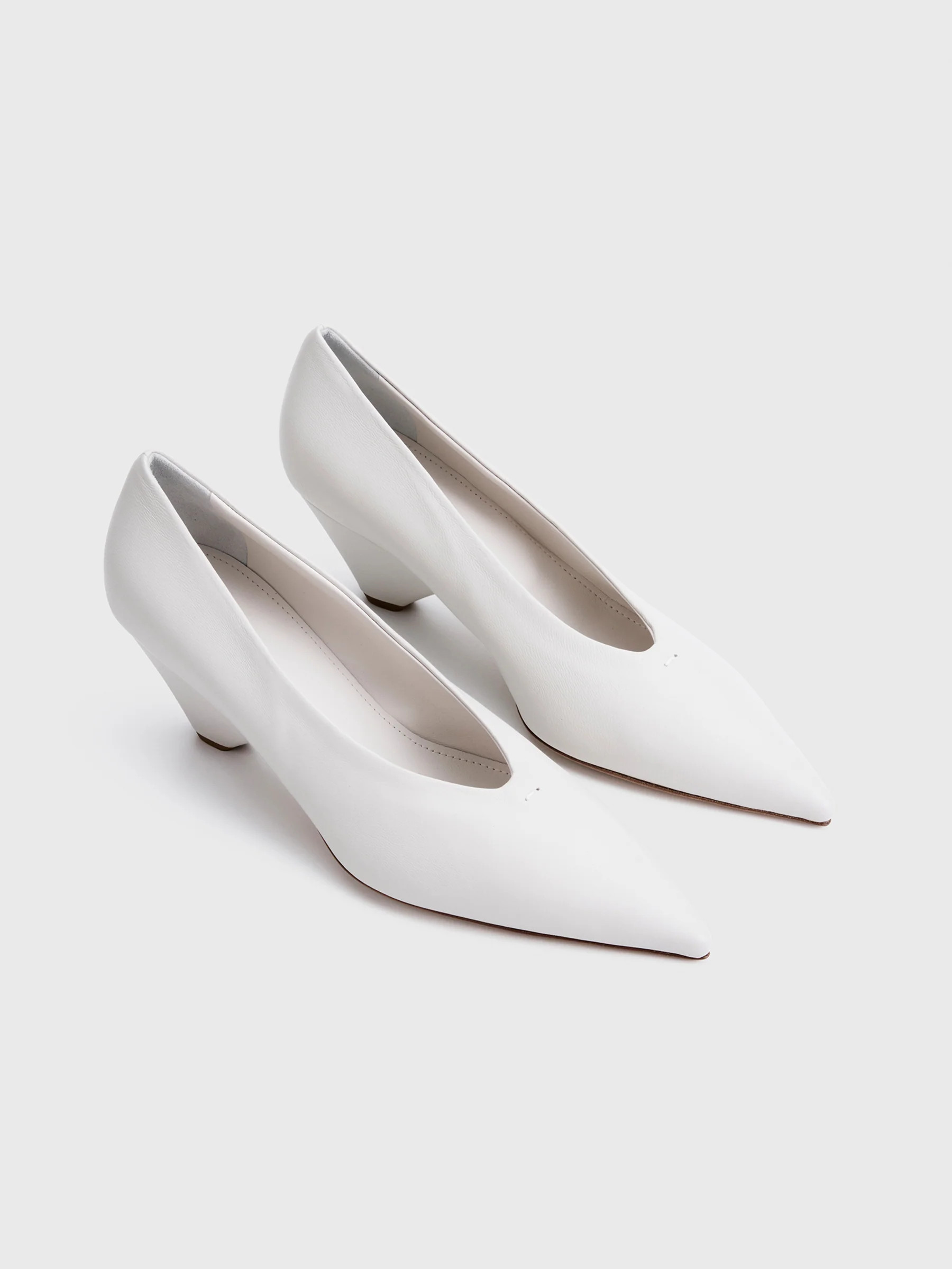 Point Toe Pump | Bassike