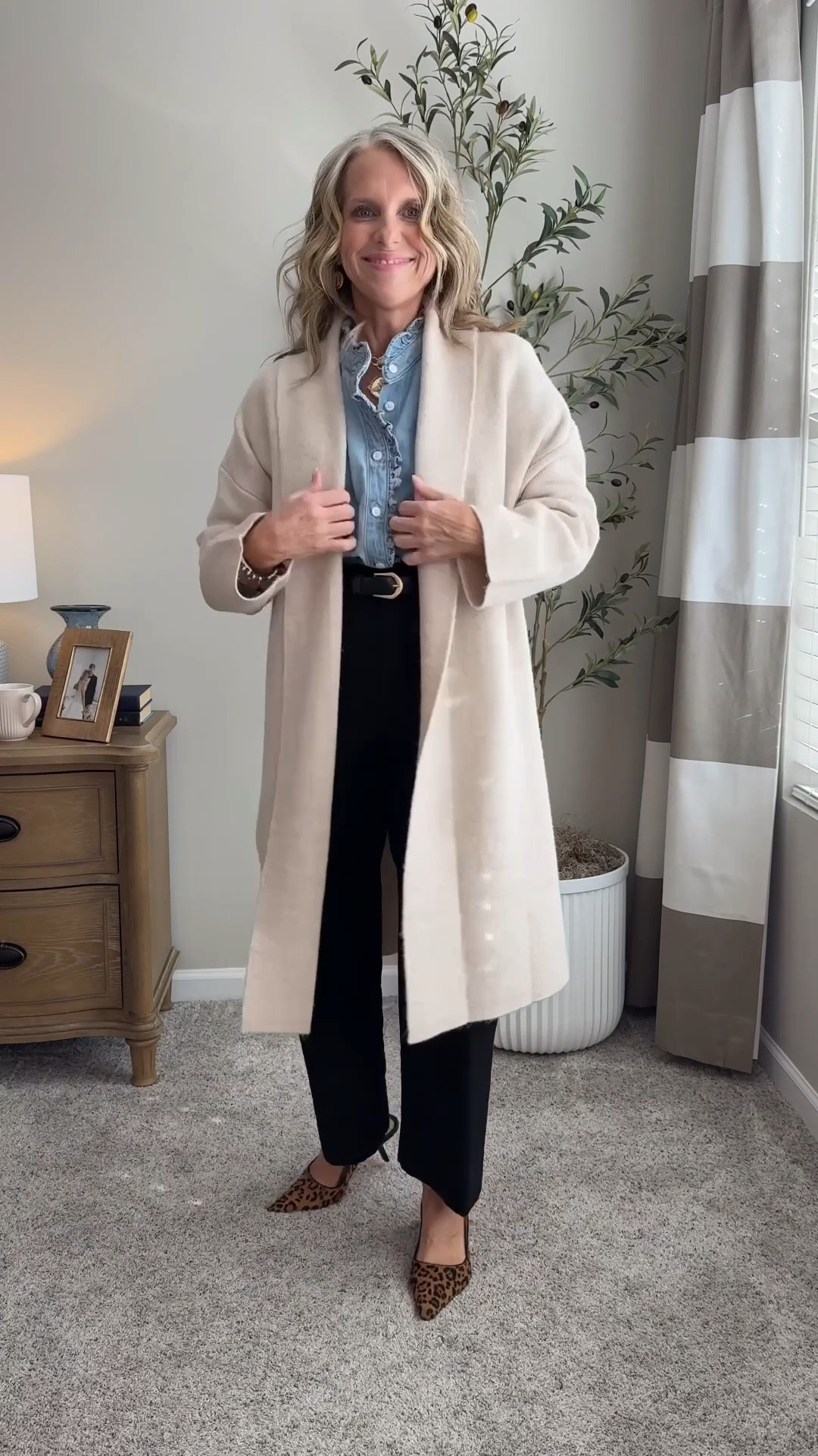 You can’t really trust fake spring, so here’s an outfit formula to keep in your hip pocket. The BEST black pants you’ll ever wear.  TTS (trust me on this one) 

#LTKOver40 #LTKootd #LTKspring