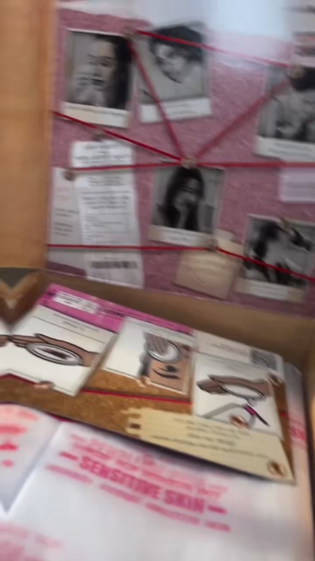 Case file: sensitive skin irritation
The culprit? Makeup residue left behind.
The solution? @Garnier USA Micellar Cleansing Water + Eco Pads-one gentle step to remove makeup, dirt, and impurities with zero harsh rubbing. Clean, calm, hydrated skin. Case closed.
#GiftedByGarnier #micellarwater
#CaughtByGarnier