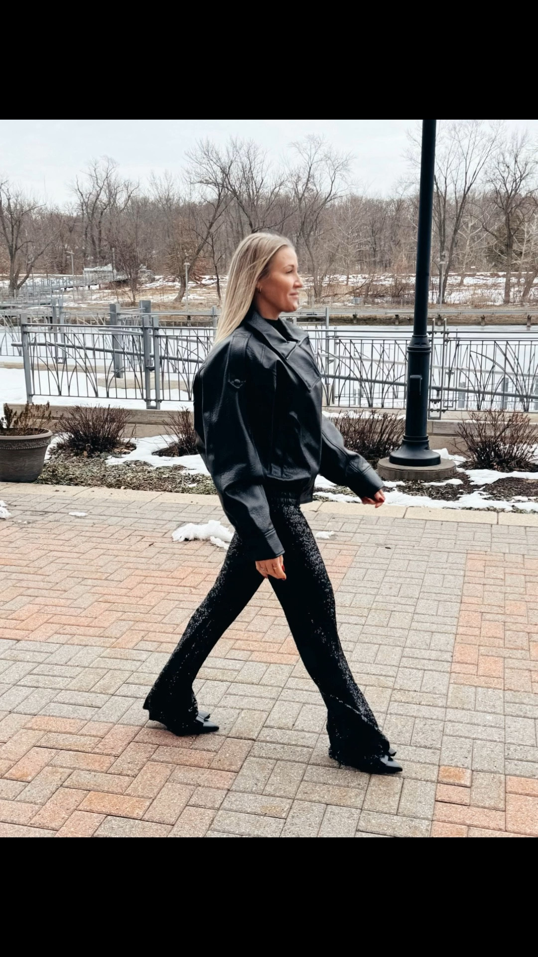 On my way to do exactly what I said I would 💋

#lifestylecreator
#womenownedbrand
#contentcreatorlife
#maincharacterenergy 
#holidayoutfit  


#LTKootd #LTKOver40 #LTKFindsUnder100