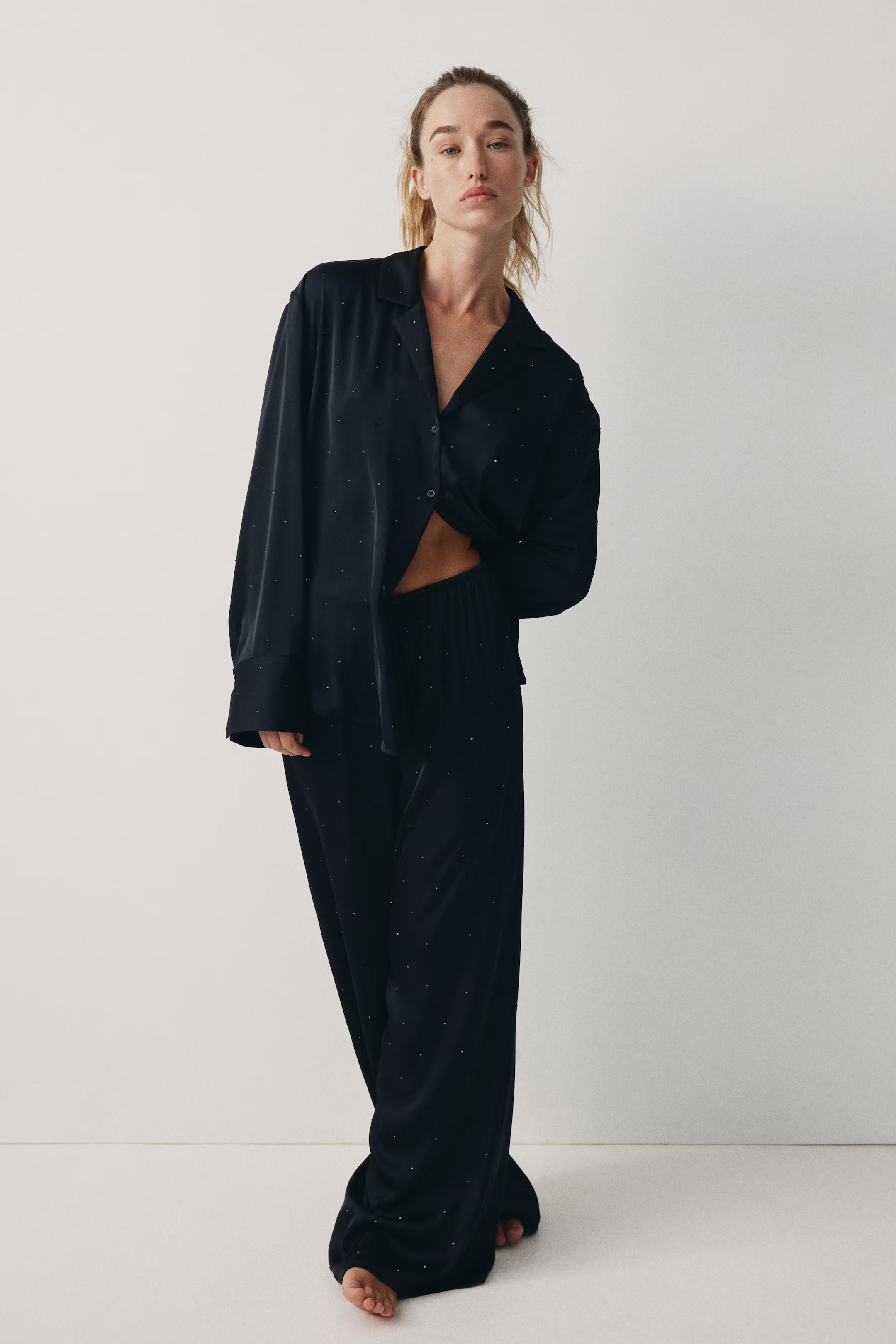 Embellished satin pyjama bottoms | H&M (UK, MY, IN, SG, PH, TW, HK)