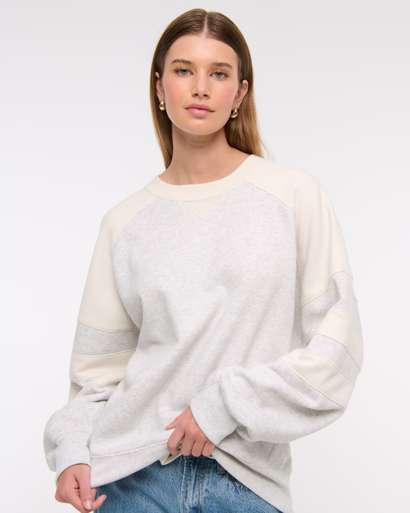 Essential Oversized Sunday Crew | Abercrombie & Fitch (US)