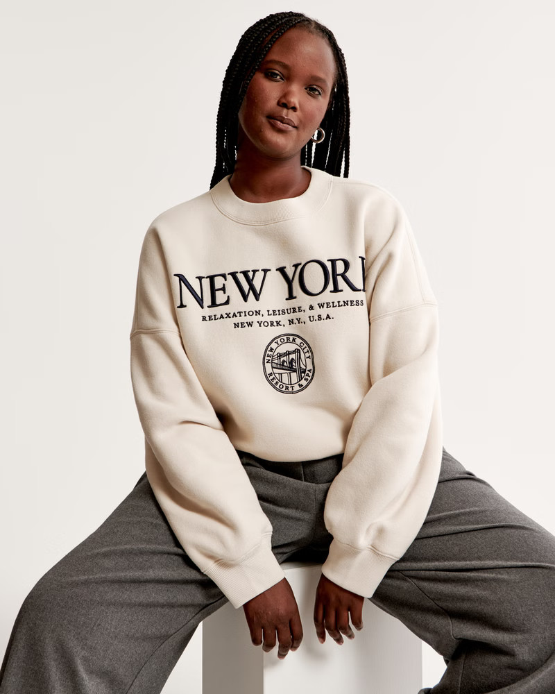 Destination Crest Sunday Crew | Abercrombie & Fitch (US)