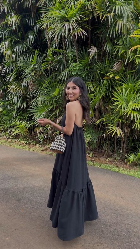 Vacation Outfit Ideas
hawaii outfit, vacation outfit, maxi dress, black maxi dress, summer dresss

#LTKStyleTip #LTKTravel