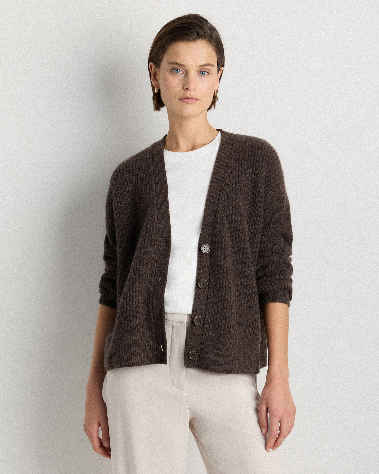 Mongolian Cashmere Fisherman Boxy Cropped Cardigan Sweater in Heather Truffle Brown | Quince