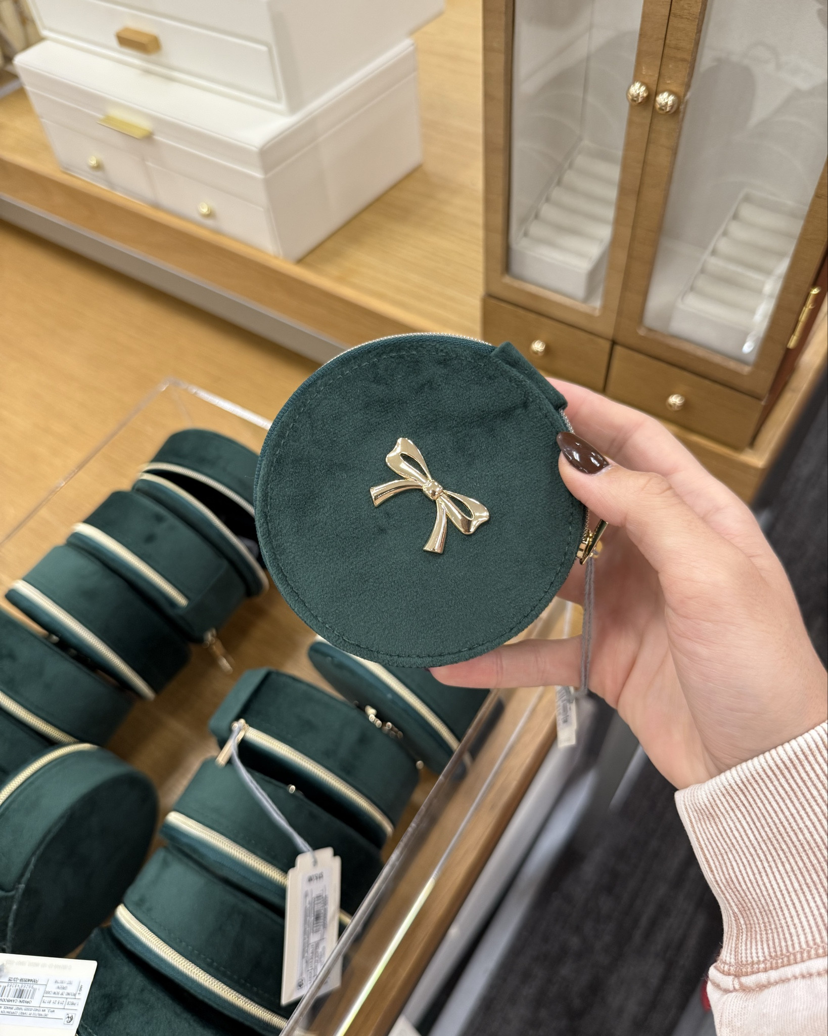 cute affordable gift ideas!

#LTKFindsUnder50 #LTKFindsUnder100 #LTKStyleTip