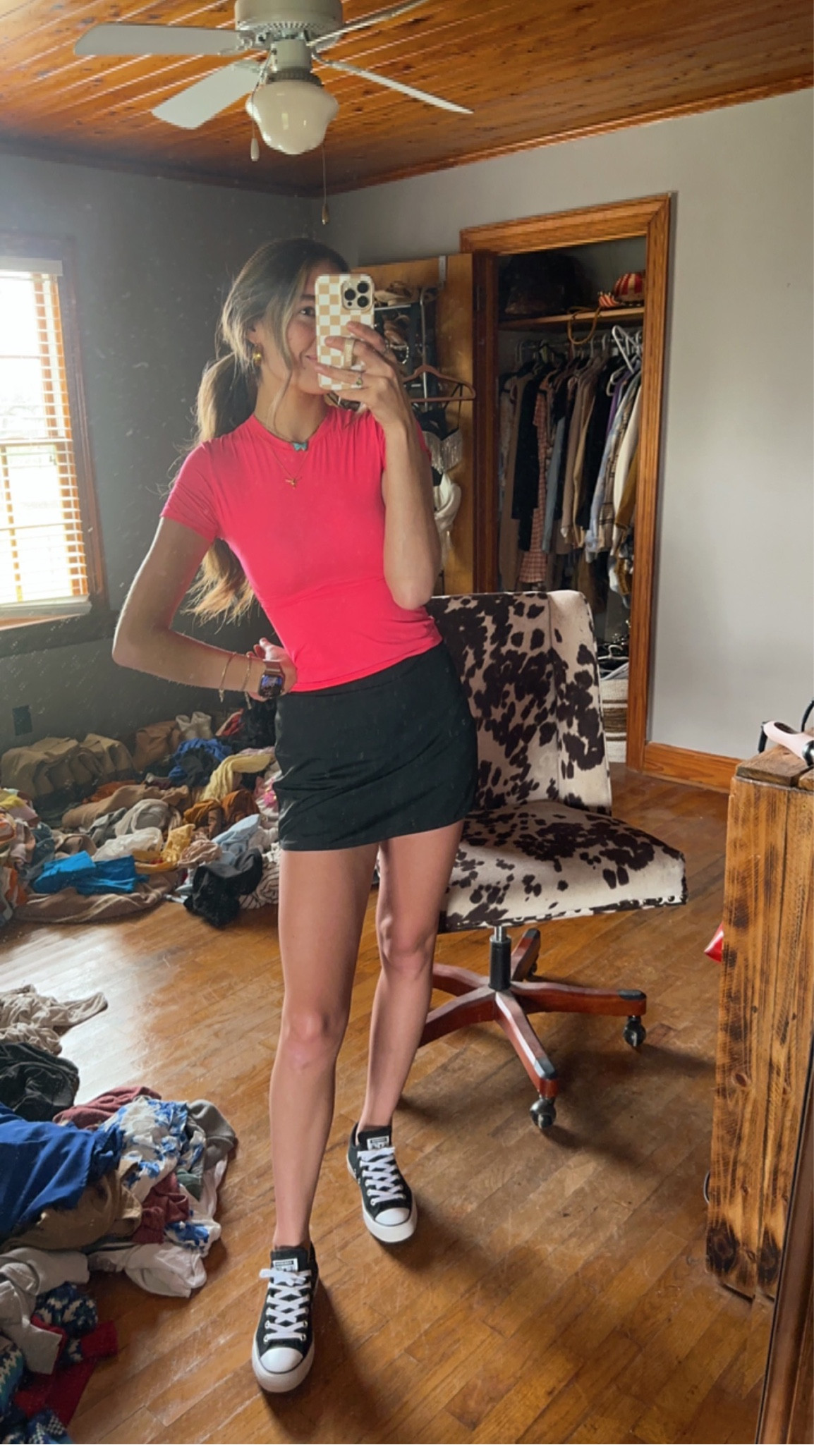 Running errands OOTD🩷

My shirt is the Skims Fits Everybody T-Shirt but is sold out in this color. I linked similar! Skirt is older from Halara but I linked some of their similar options! My phone case is Loopy Cases and I linked a similar Amazon one!

#ootd #activewear#loungewear #skims #converse #halara

#LTKshoecrush #LTKFind #LTKstyletip