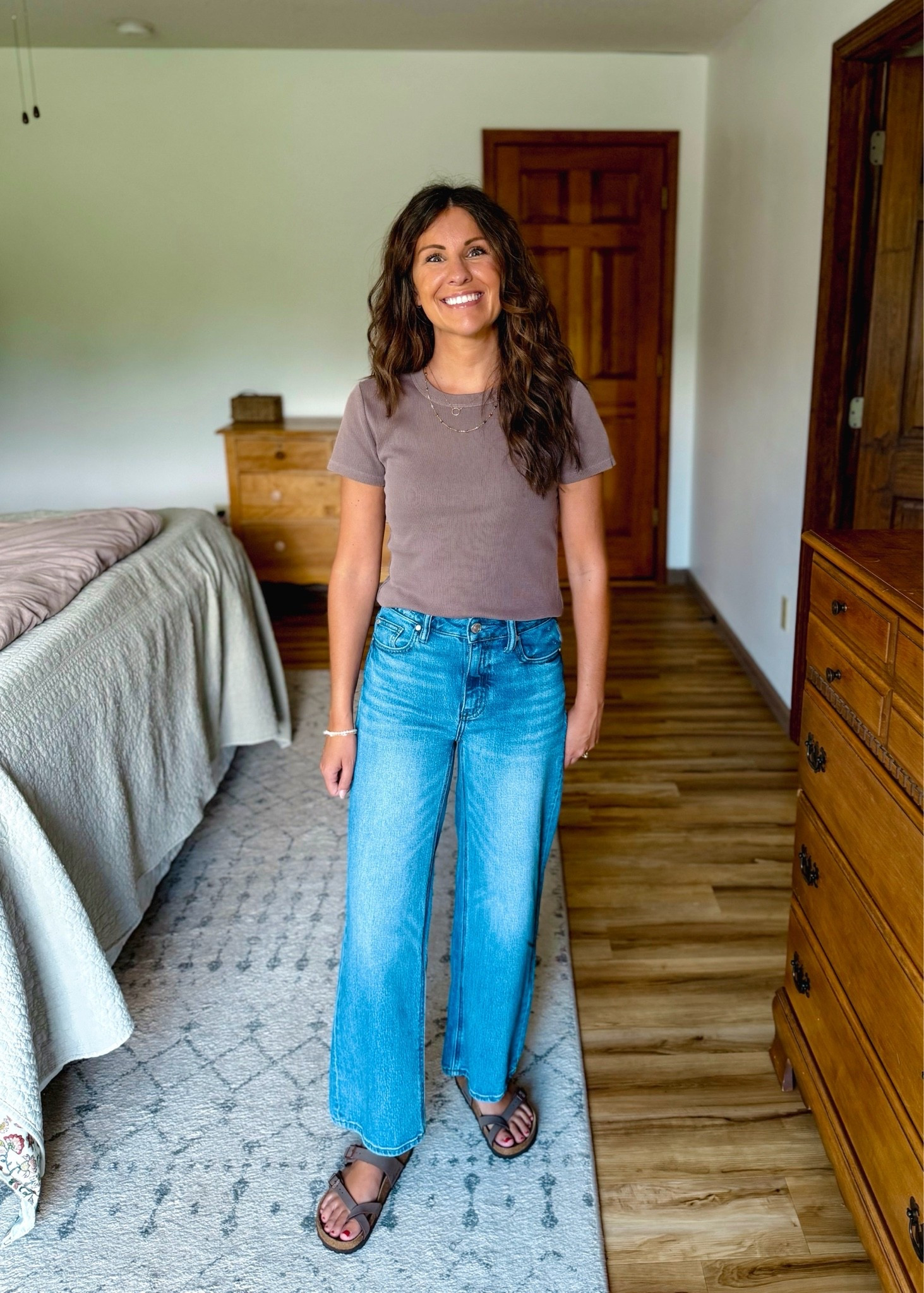 My favorite comfy jeans from last year! Feels like a hug putting them back on🥰
I wear size 24 in the 26” inseam (extra short) in Atlantic blue wash! My tee is size small and my sandals are size 36.

#LTKSeasonal #LTKPetite #LTKootd