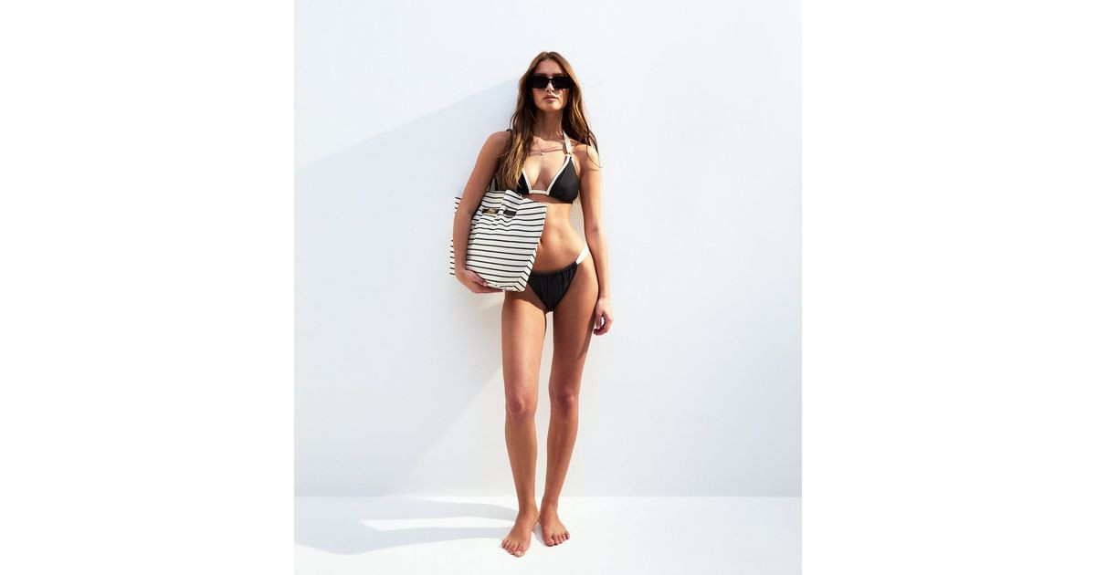 Black Contrast Strap Bikini Bottoms | New Look | New Look (UK)