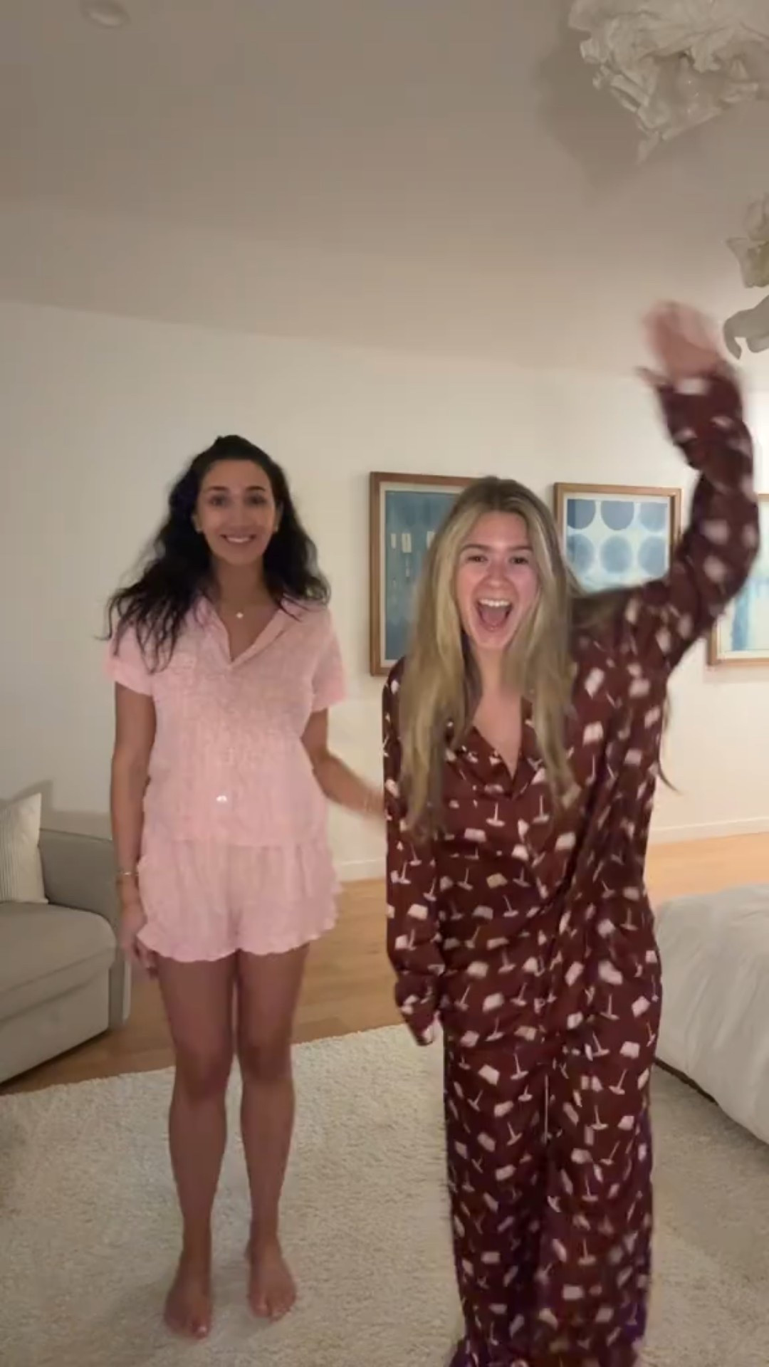 oh we’re back!!

#LTKSeasonal #LTKStyleTip