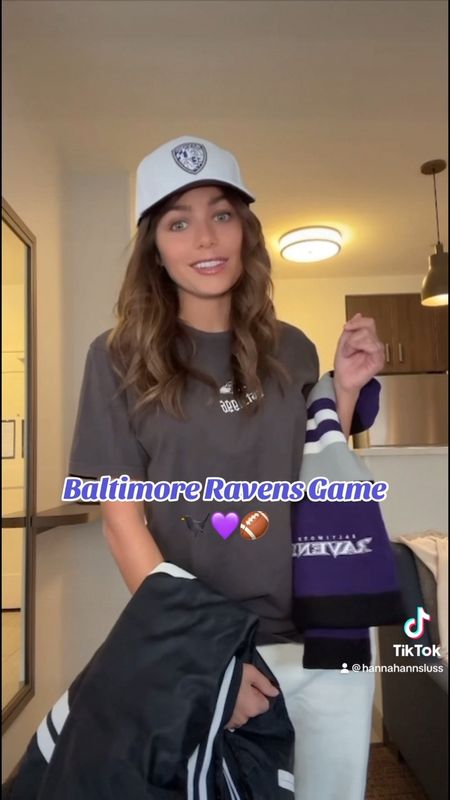 Picking out a game day outfit! Baltimore Ravens gave me the cutest options to wear! 💜🏈



NFL game day 
Baltimore ravens 
Philadelphia eagles 
Game day outfit 

#LTKSeasonal