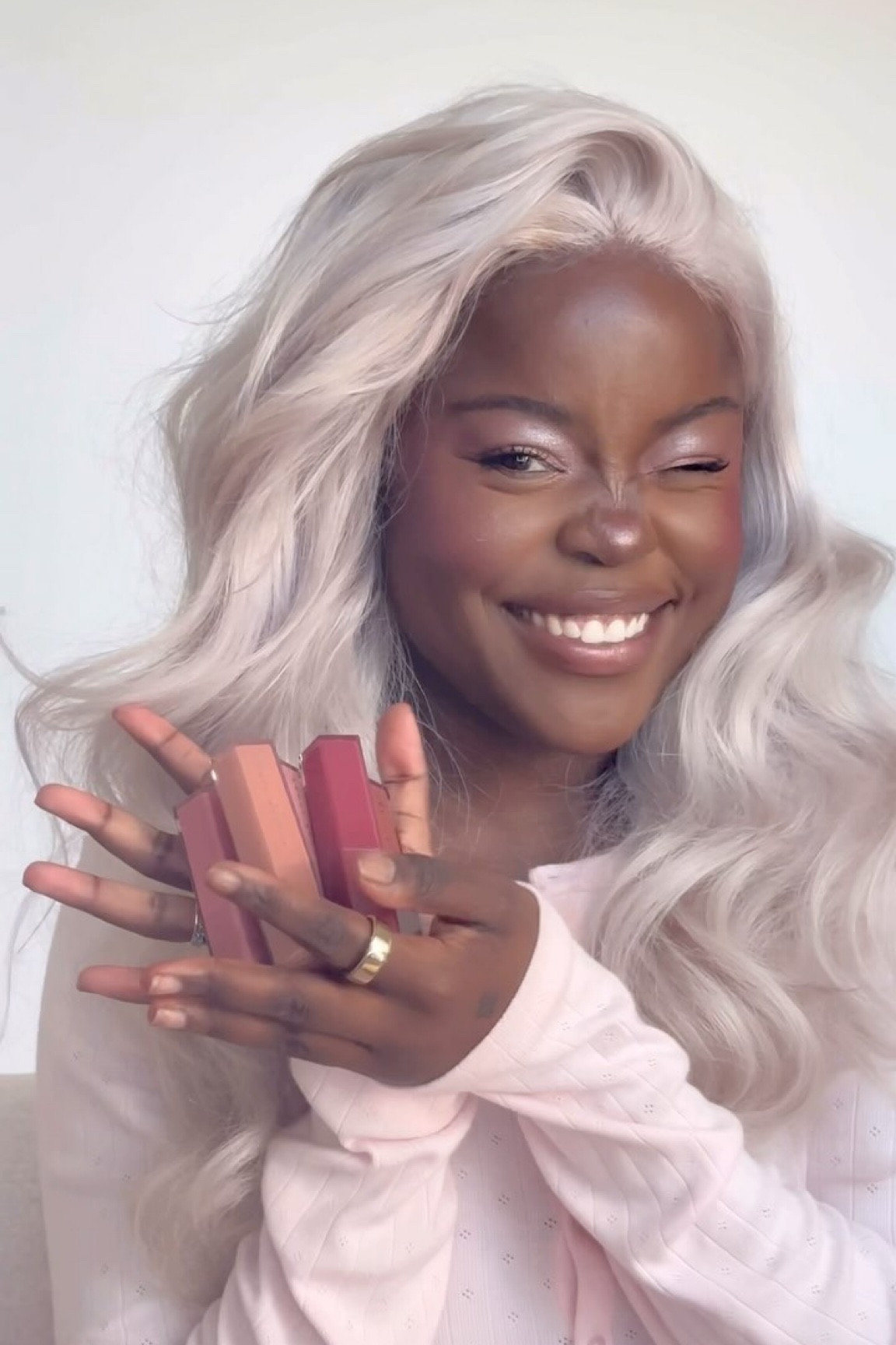 If there’s one thing fenty does well it’s PINK!!! Gloss Bomb Stix edition!! I think some of the lighter ones would pair perfectly with Hot Choclit gloss on top too! 
In order of appearance:
- RIRI
- SP’ICE COLD
- FENTY GLOW
- IS IT FU$$Y
- BLAZ’D DONUT
- HIGH’BISCUS