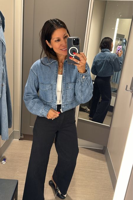 Cute cargo denim jacket 

Wearing xs 
Size 0 in wide leg pants 

#LTKstyletip #LTKfindsunder50 #LTKover40