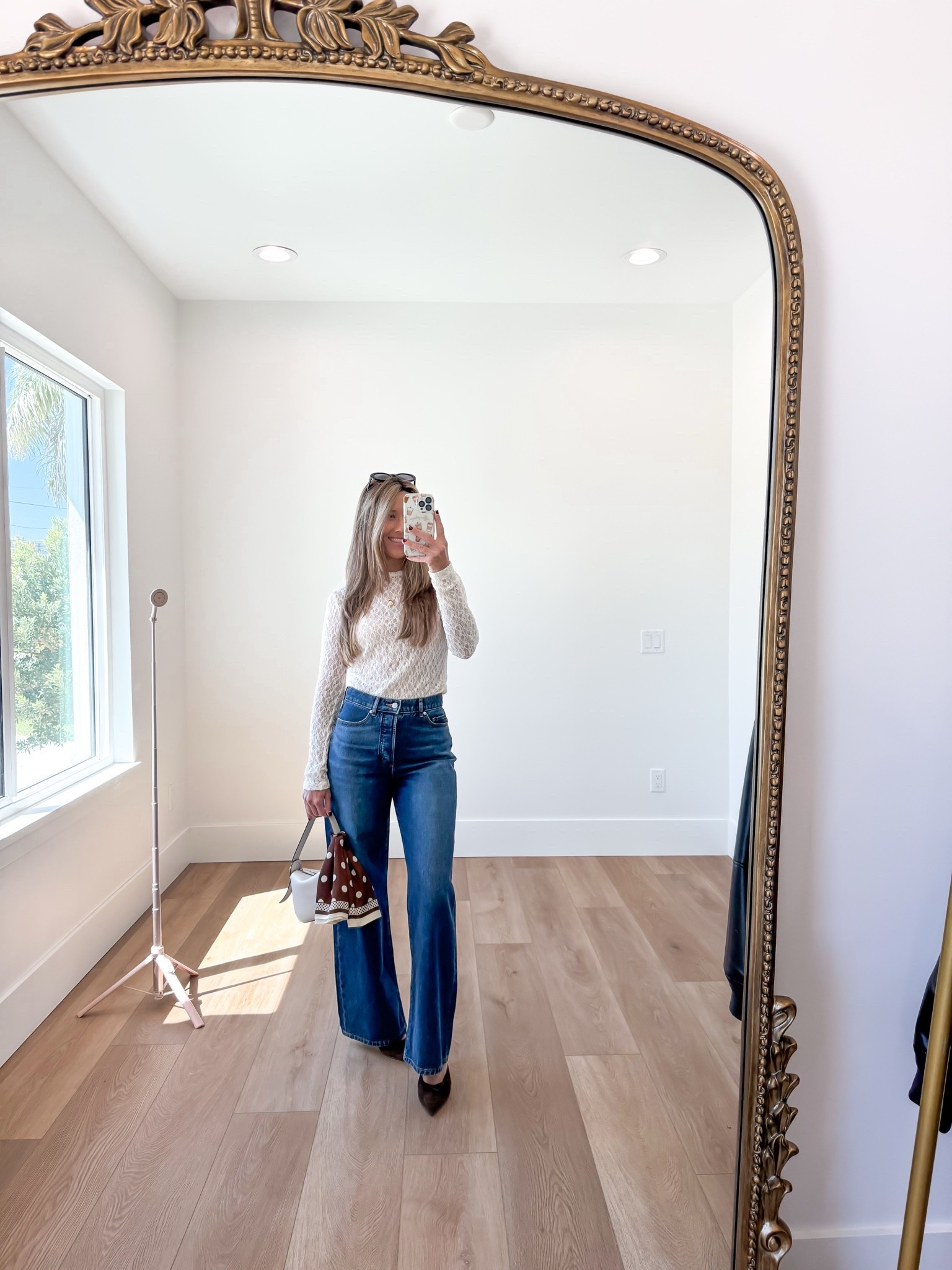 New pieces I bought at LOFT
top small
Jeans 24
Styled with chocolate brown kitten mules 🤎

#LTKSeasonal #LTKSaleAlert