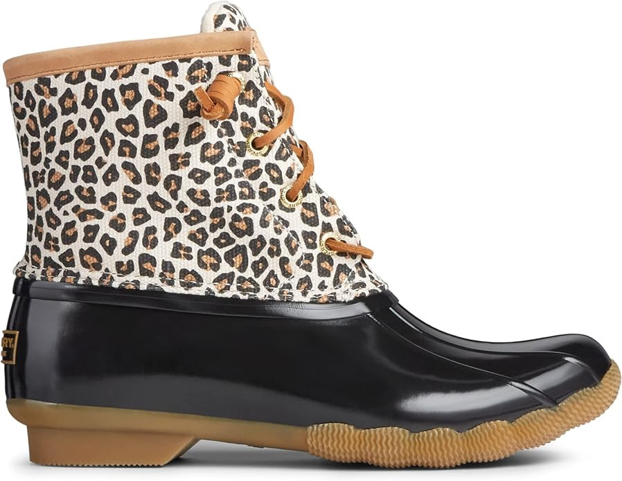 Sperry Women's Saltwater Winter Lux Boots | Amazon (US)