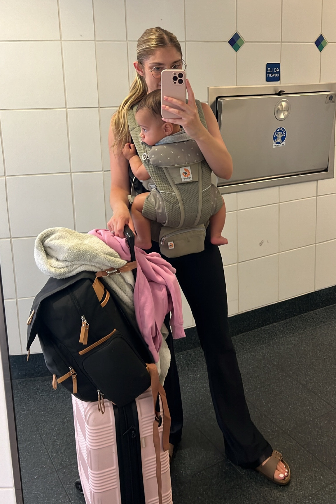 My favorite baby carrier for traveling!

#LTKKids #LTKBaby