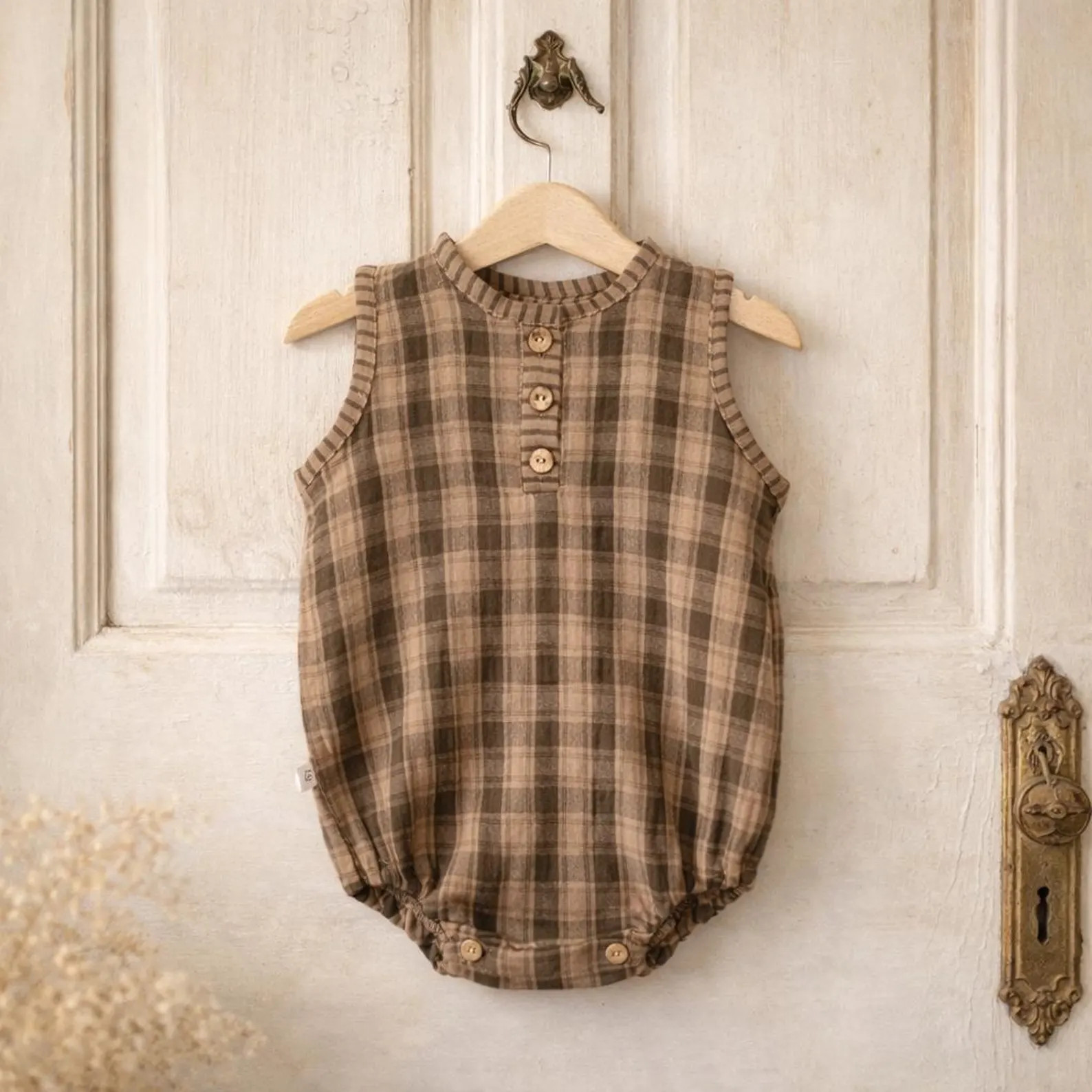 Patrick Newborn bodysuits | newborn photoprops | one year muslin rampers | Etsy (Global)