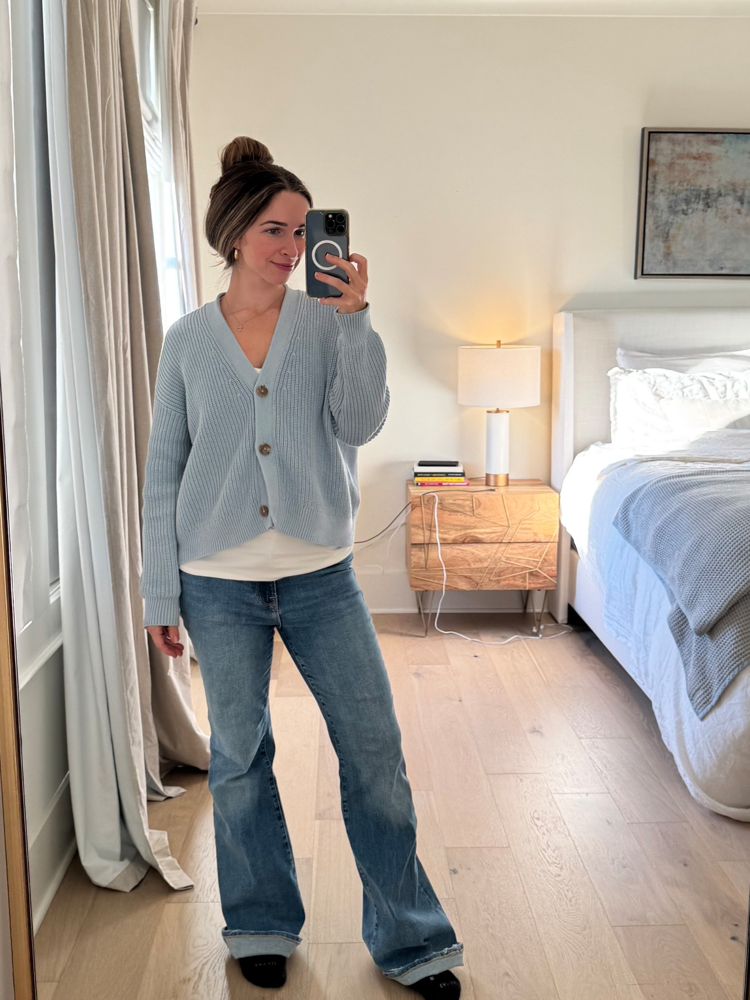 Quince cardigans are truly the best! Will be wearing this all throughout my pregnancy!

#LTKBump #LTKSeasonal #LTKootd