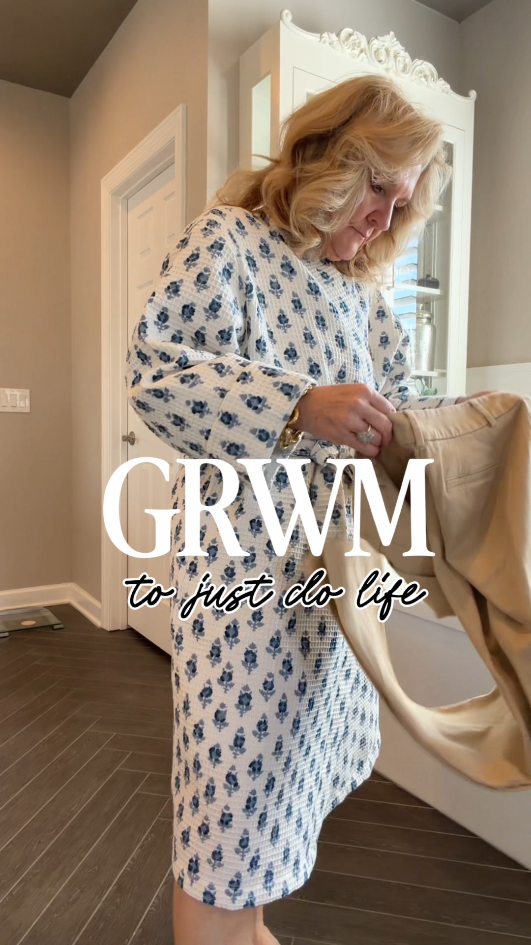 Did you notice the sweater is reversible? I’m in a size 1.0.
T-shirt size medium
Khakis size 8, petite
Robe size down

#LTKSaleAlert #LTKPetite #LTKOver40