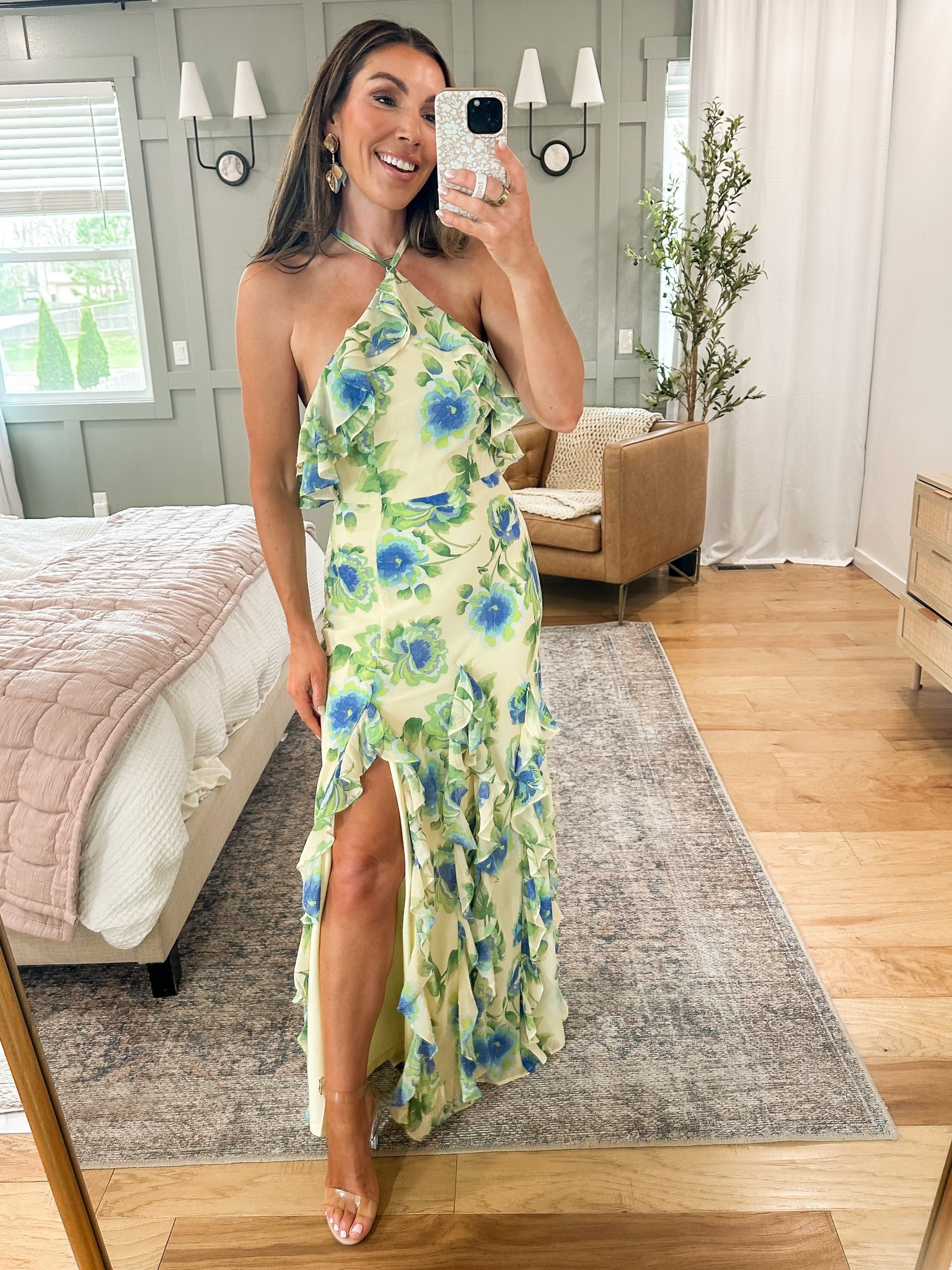 This is absolute wedding guest perfection for summer or a beach wedding! Wearing size small! #weddingguest

#LTKFindsUnder100 #LTKStyleTip #LTKWedding