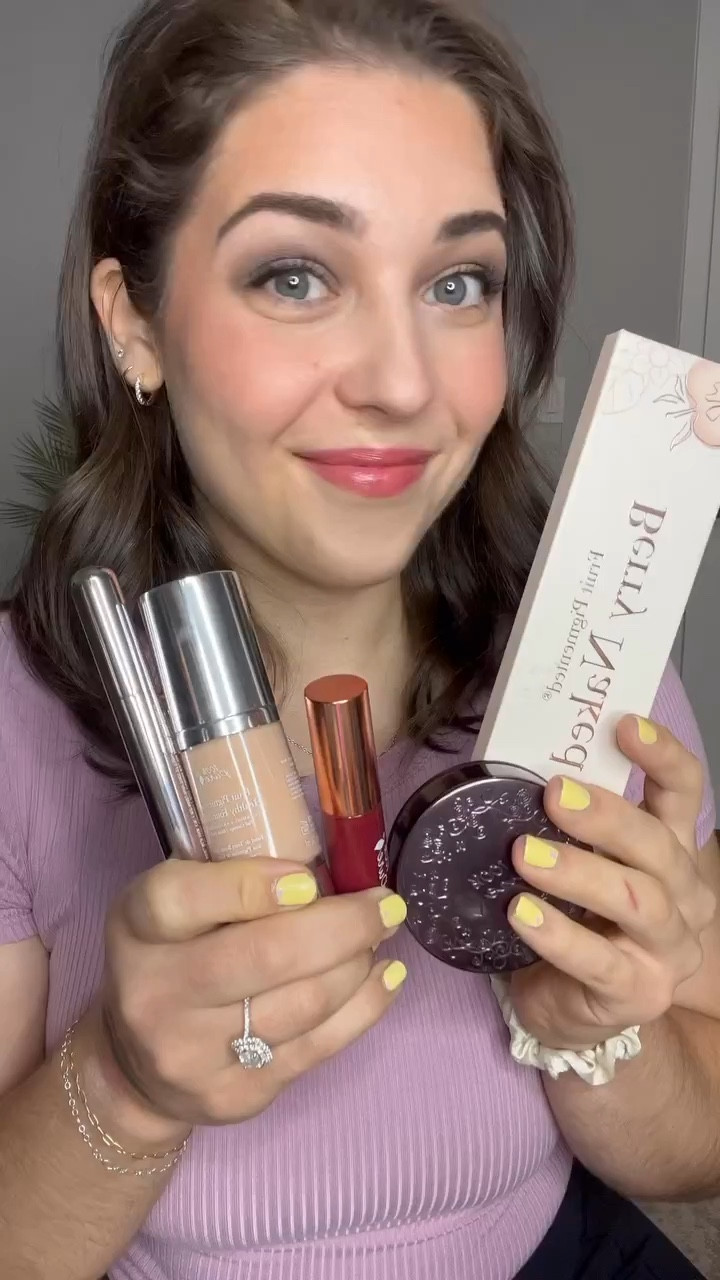 @100percentpure pure!! Full of beautiful, clean (@switch.natural approved) and high quality fruit pigmented products. #vegan & #crueltyfree 

I’d love your thoughts! Have you tried anything from @100percentpure ? Do you have any faves? Anything you’re looking forward to trying? 

Here’s the details of everything I used! (+ the pinned comment)

@crunchicollection smart primer - smoothing, lightweight, and glowy without the grease or shimmer. 

Fruit pigmented healthy foundation - I used shade creme. Light coverage, self setting, natural skin finish and beautiful! Feels like a gel, light weight formula. The packaging is travel friendly. No mess and lightweight. Love it! 

Fruit Pigmented® Lip Gloss - Ultra shiny lip gloss made with restorative vitamin E and real fruit pigments. Softens and moisturizes lips while delivering silky smooth, semi-sheer coverage.

@gressaskin The Essentialist corrects, conceals, evens out skin. 10 shades - light and serumy - wears super well! 

Fruit pigmented blush - I clearly love it! The formula is beautiful. I have 3 shades - peach, healthy, and pretty naked. - made from finely pressed rice powder and antioxidant-rich fruit pigments

Cocoa Pigmented Bronzer - vitamin-rich fruit and cocoa pigments, laced with luminescent gems and minerals for subtle shimmer and a sun-kissed glow.

Fruit pigmented lip glaze - moisturizing - made with real fruit pigments, plus avocado and cocoa butters to give lips a light, nourishing wash of natural color.

If you’d like the link to something from this video, comment “link”! 

The copyright to this content (video, photo, caption, and all related media) belongs solely to @beauty_demos_by_inna. Any form of usage without my explicit permission is an infringement of those rights. Tags and hashtags do not denote permission. 
-
#ilovemakeup #beauty #cleangirlmakeup #cleanbeauty #makeupenthusiast #beautycommunity #makeuplover #panningcommunity #nontoxicbeauty #greenbeauty #cleanmakeup #greenmakeup #nontoxicmakeup
#switchnatural #switchnaturalapp #switchnaturalapproved #100percentpure #fruitpigmentedmakeup #fruitpigmentedcosmetics #100percentpurebronzer #100percentpureblush #fruitpigmentedhealthyfoundation