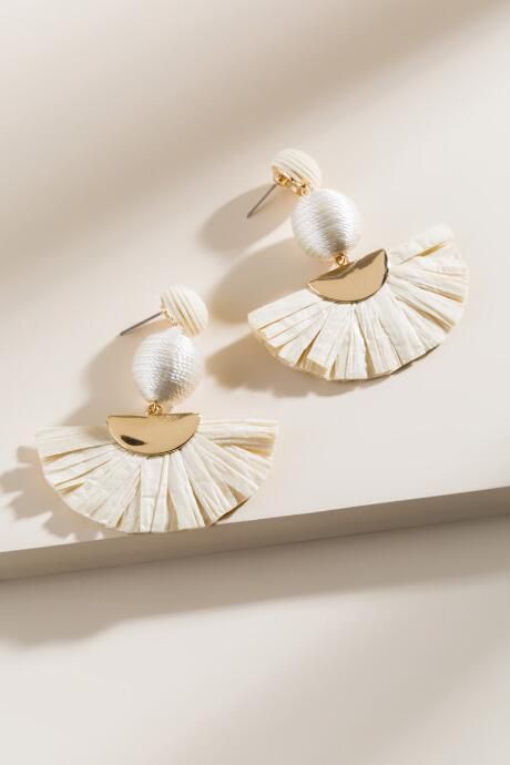 Joy Raffia Statement Earrings in Ivory - Ivory | Francesca’s Collections