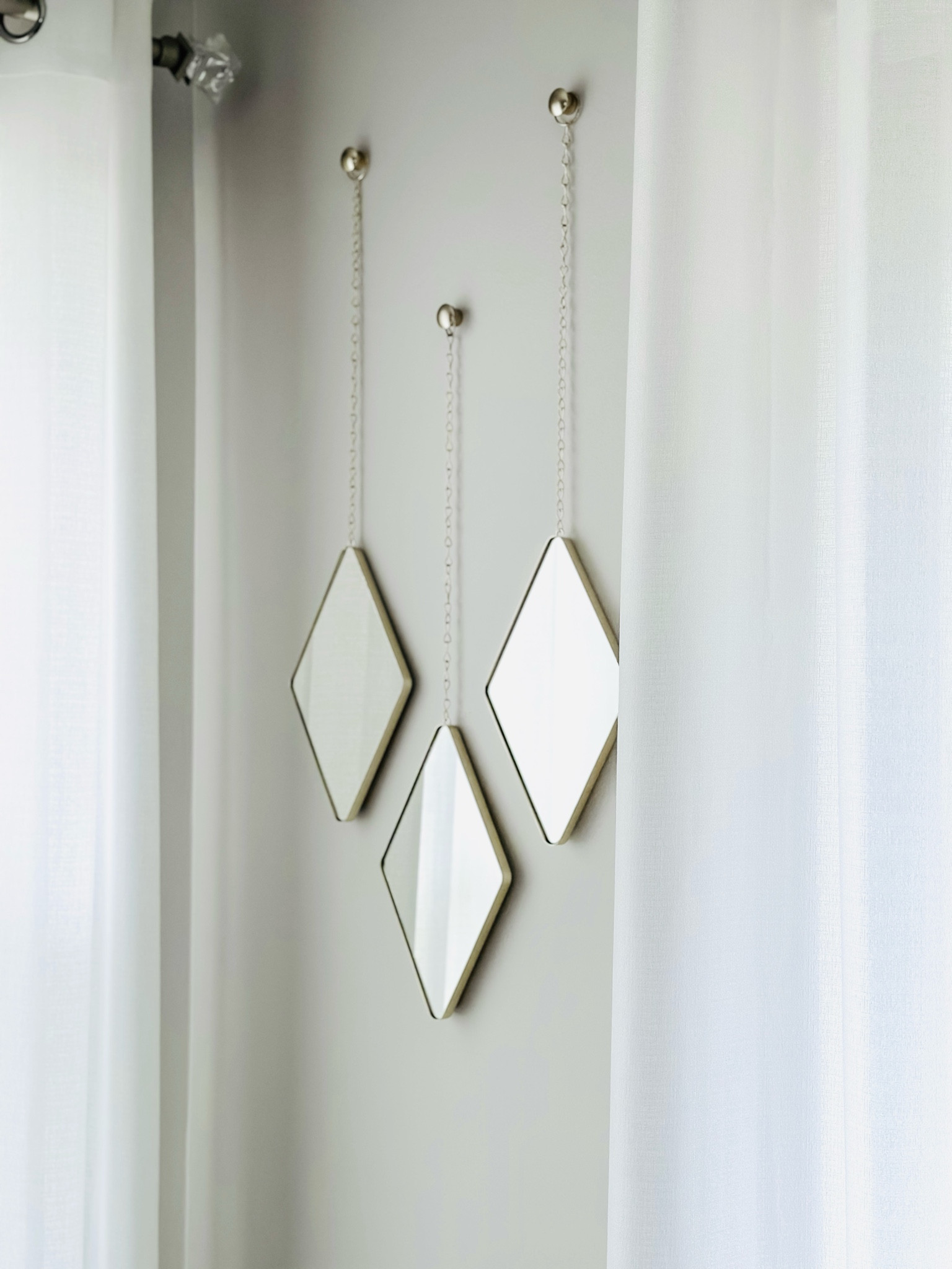 The prettiest mirror set 🪞 


Amazon, Amazon Finds, Amazon Home, Home Decor  

#LTKHome #LTKStyleTip #LTKFindsUnder50