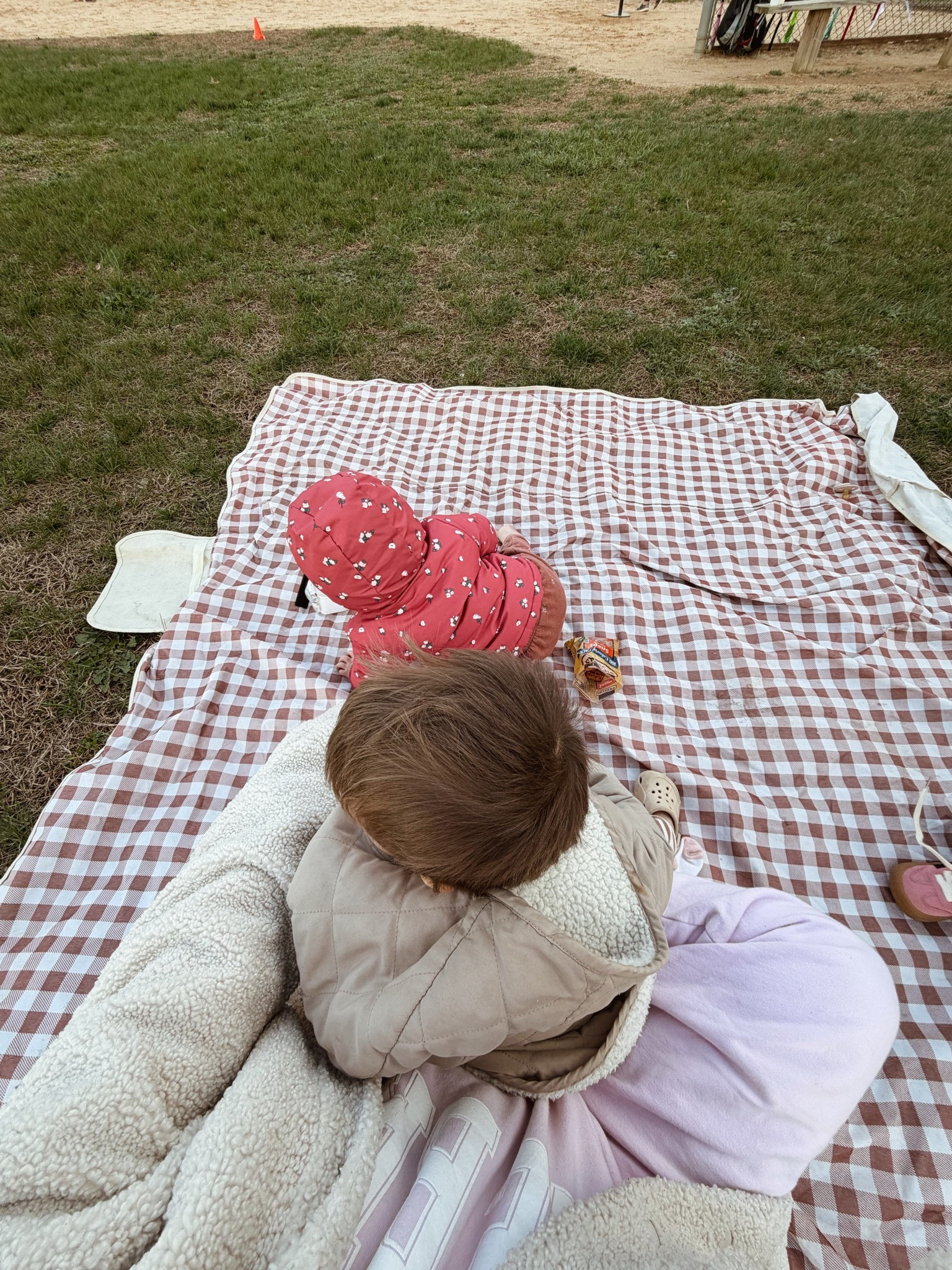 our family’s favorite yard blanket 🫶🏼

#LTKdayinmylife #LTKTravel #LTKHome